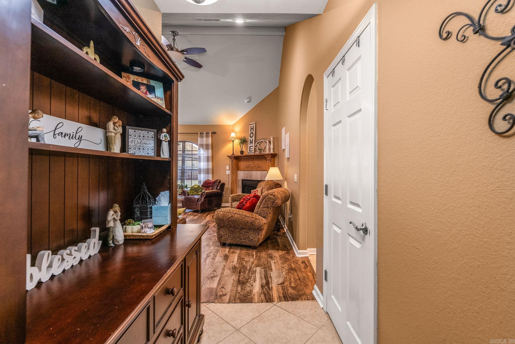 1745 Gardenia Property Photo 9