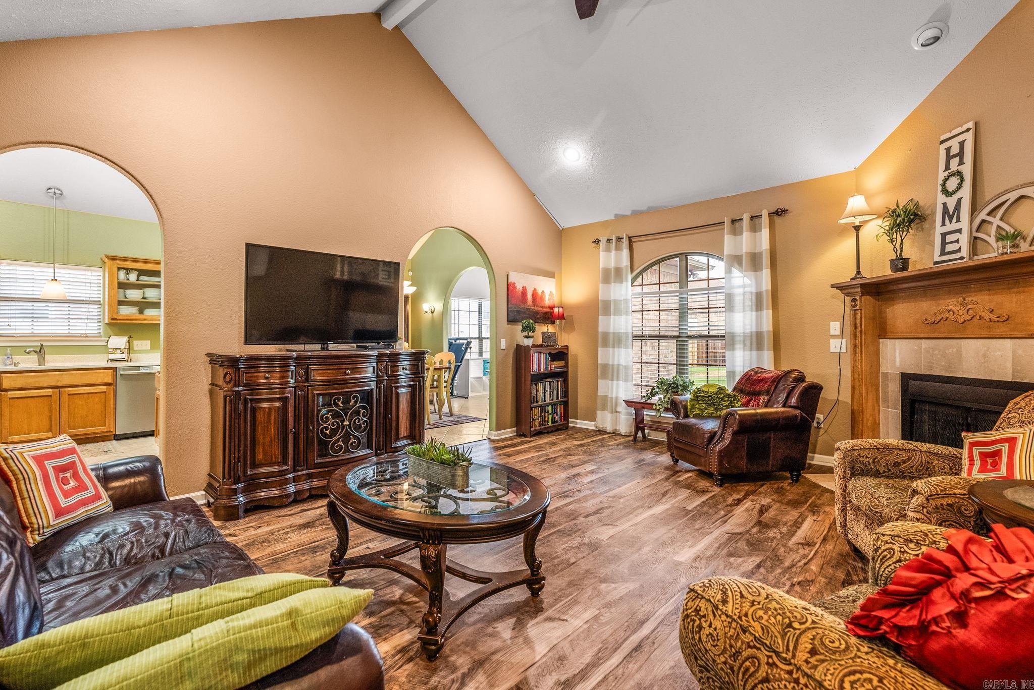 1745 Gardenia Property Photo 12