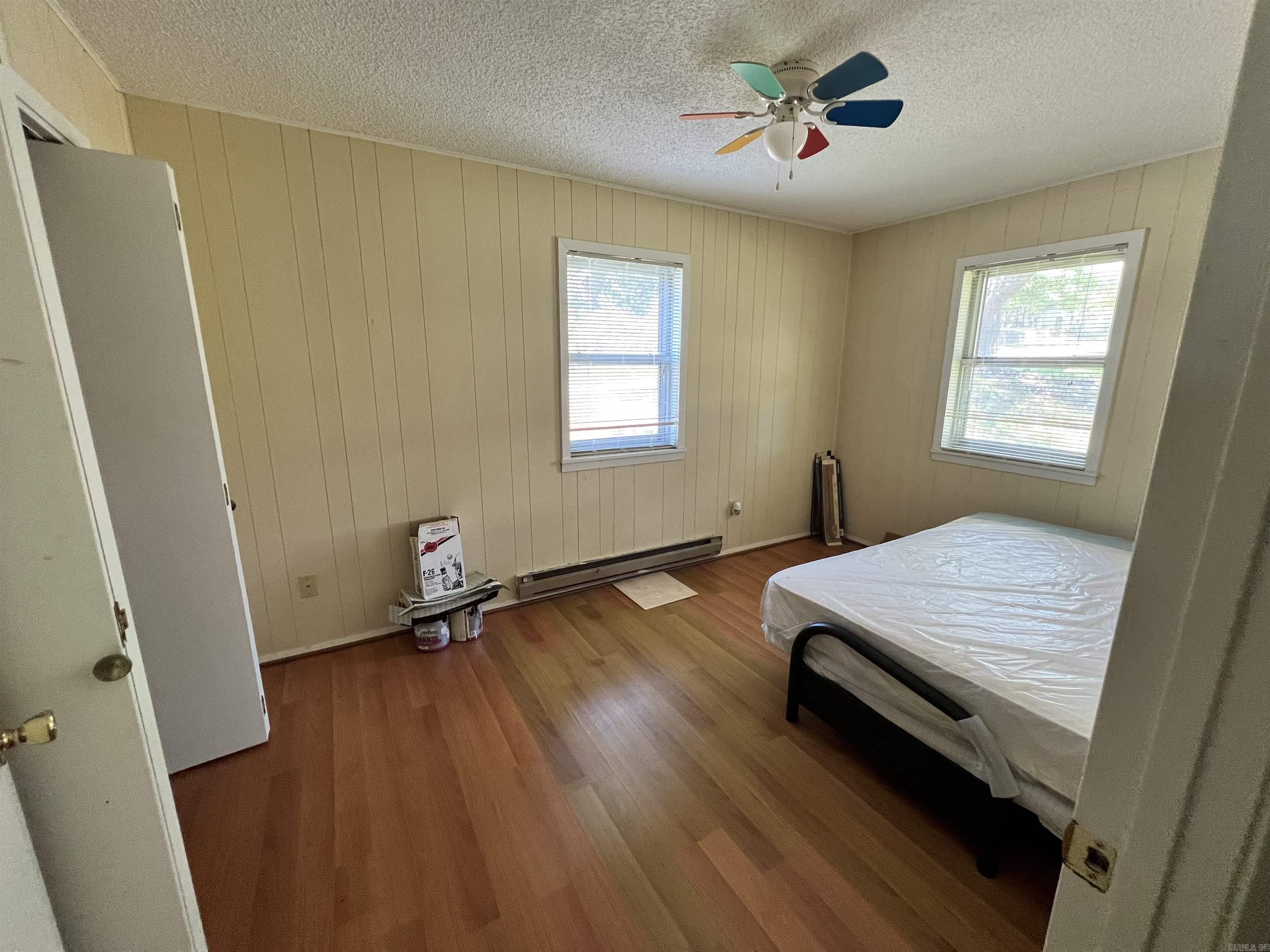 301 Pecan Street Property Photo 13