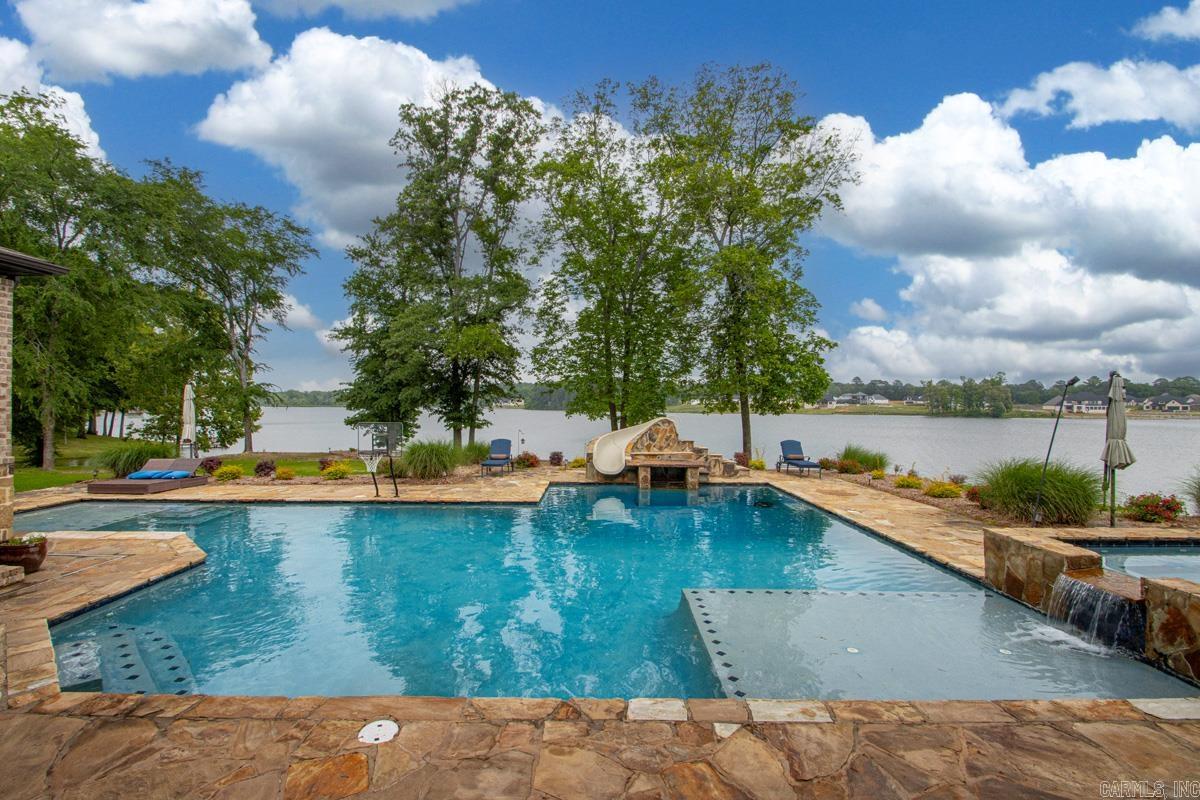 6522 Westminster Property Photo 2