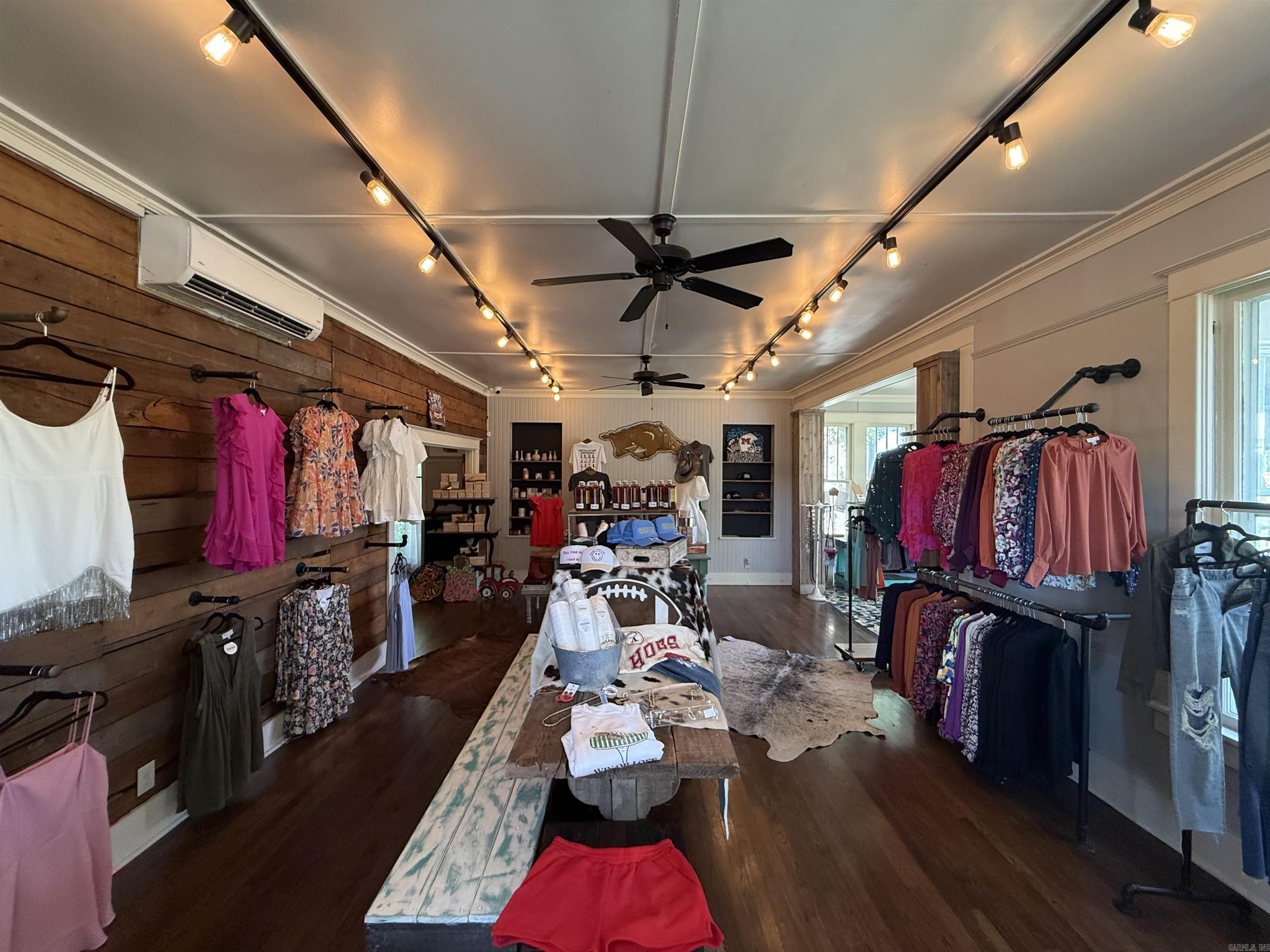 9 Shafer Street Property Photo 8