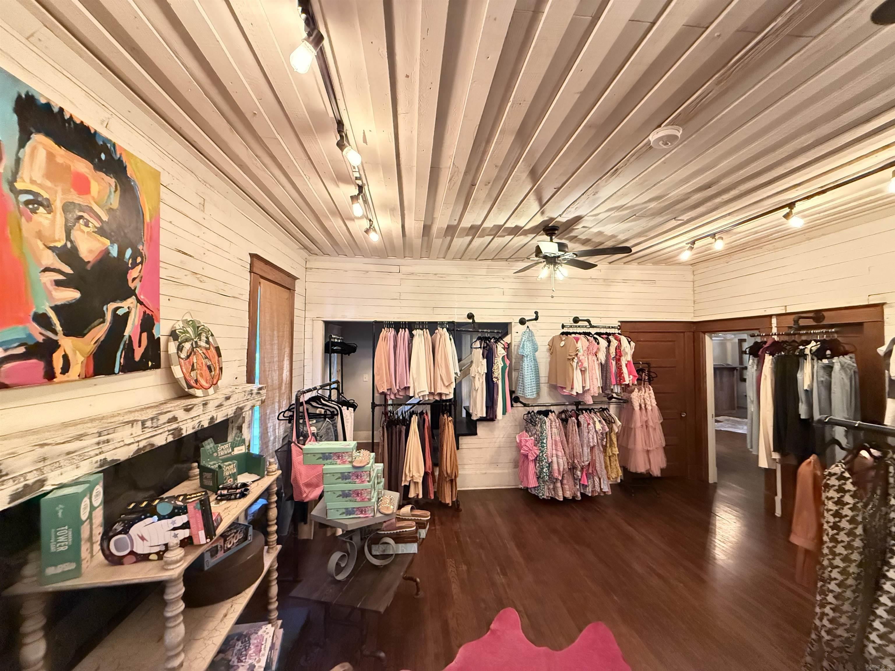 9 Shafer Street Property Photo 17