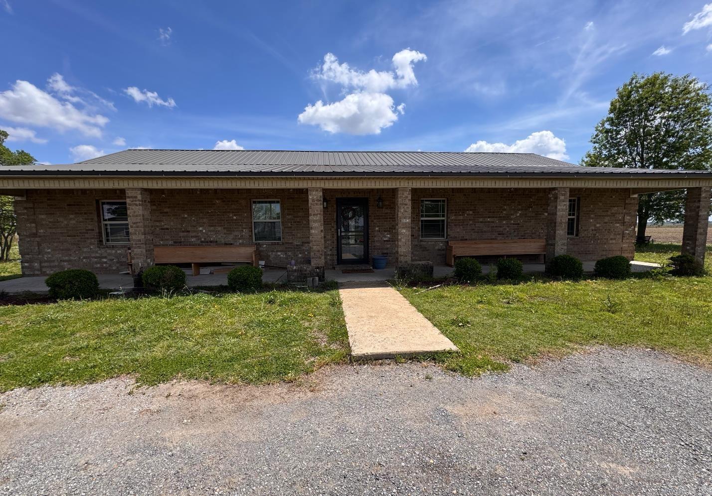2252 S County Road 159 Property Photo 1