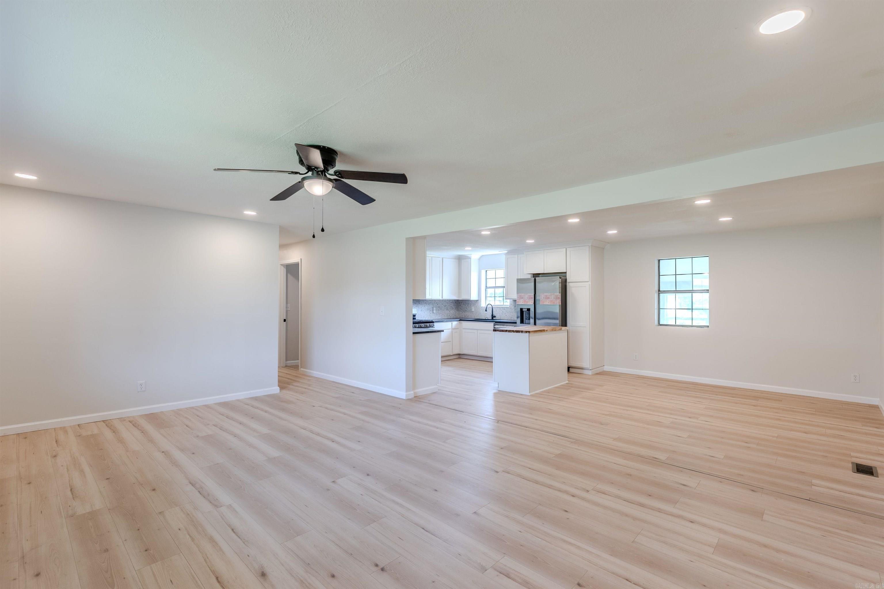 234 Peach Street Property Photo 8
