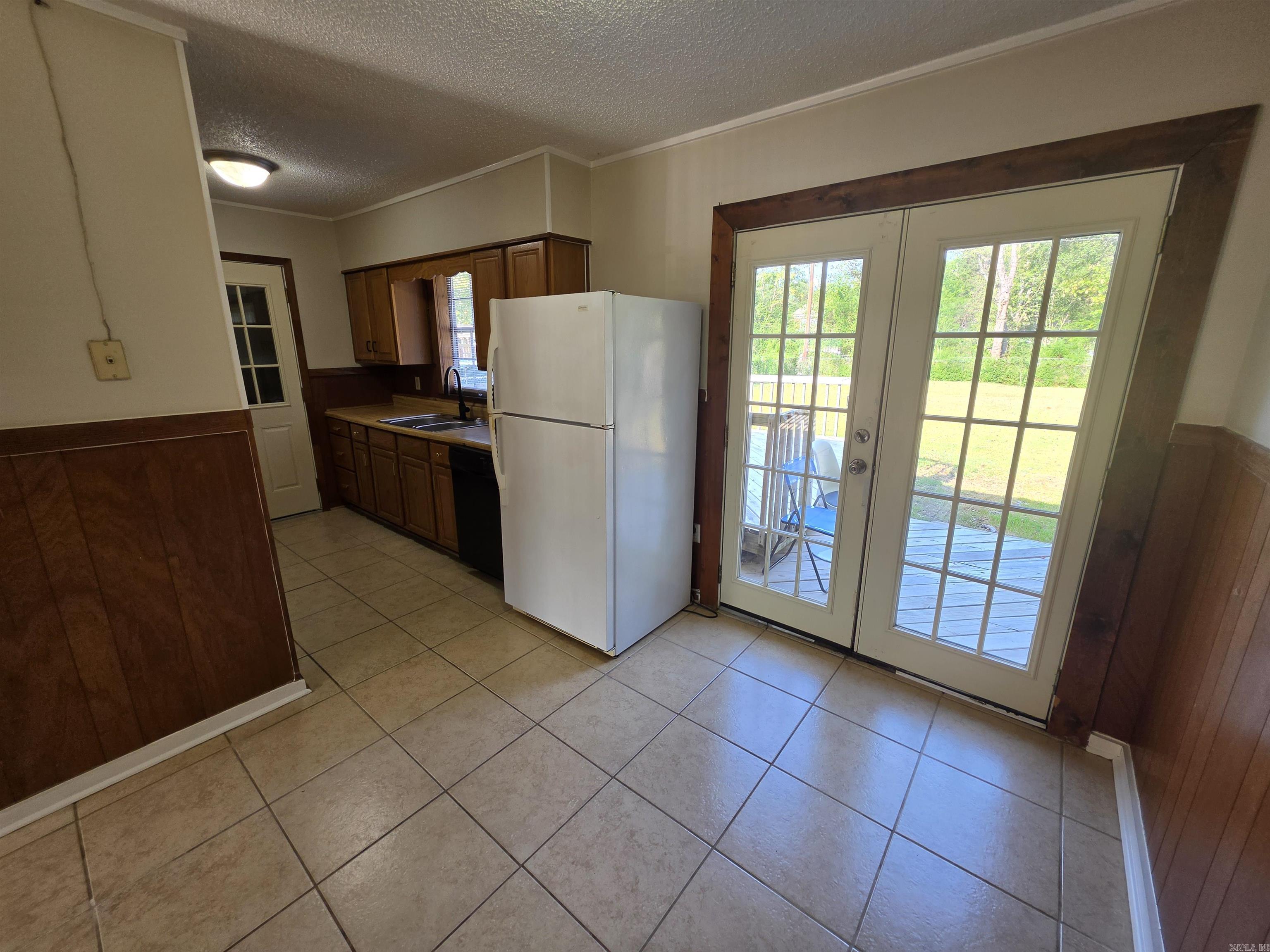 415 S Center Property Photo 6