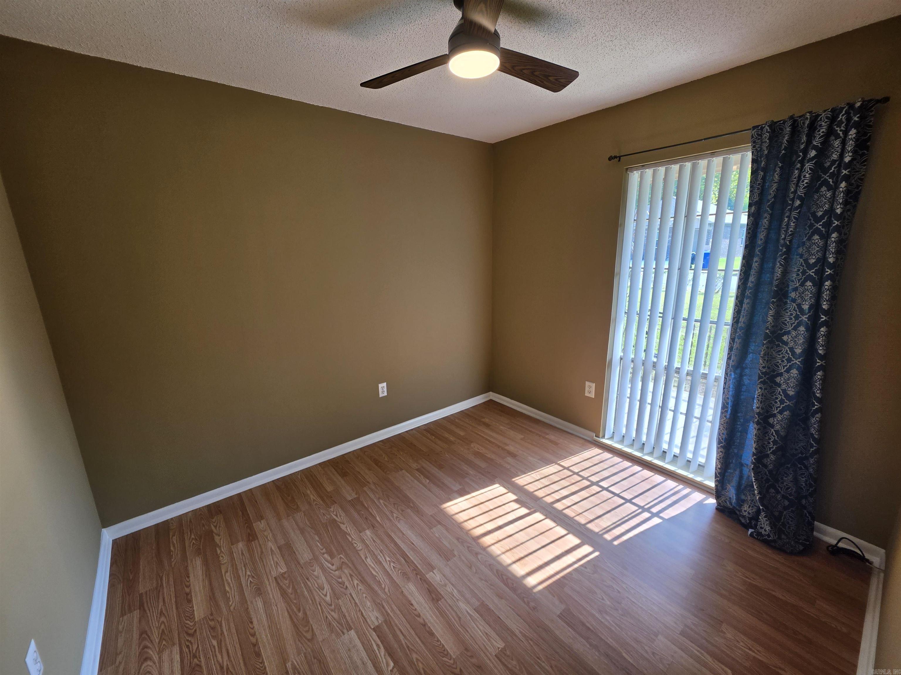 415 S Center Property Photo 10