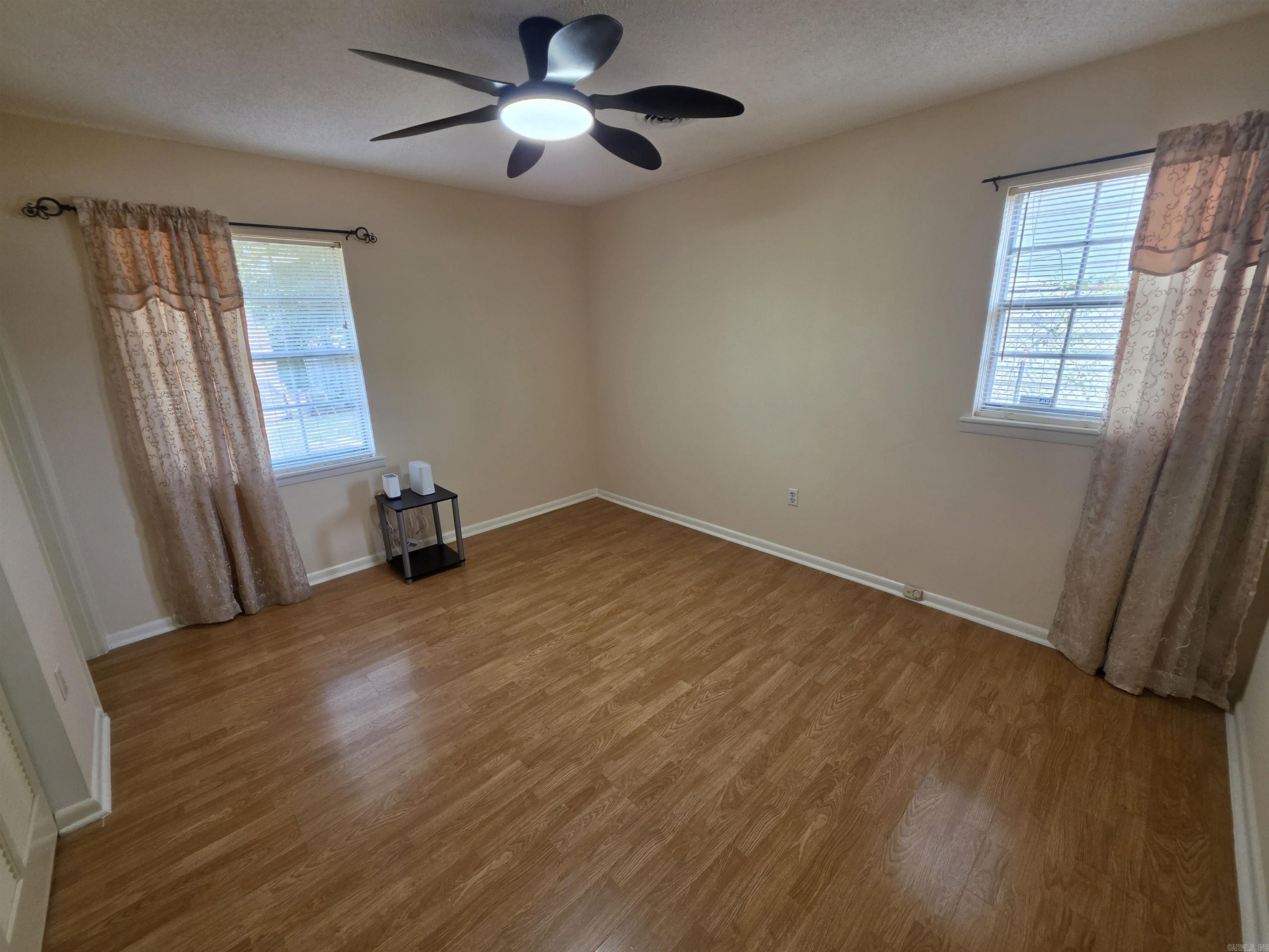 415 S Center Property Photo 17