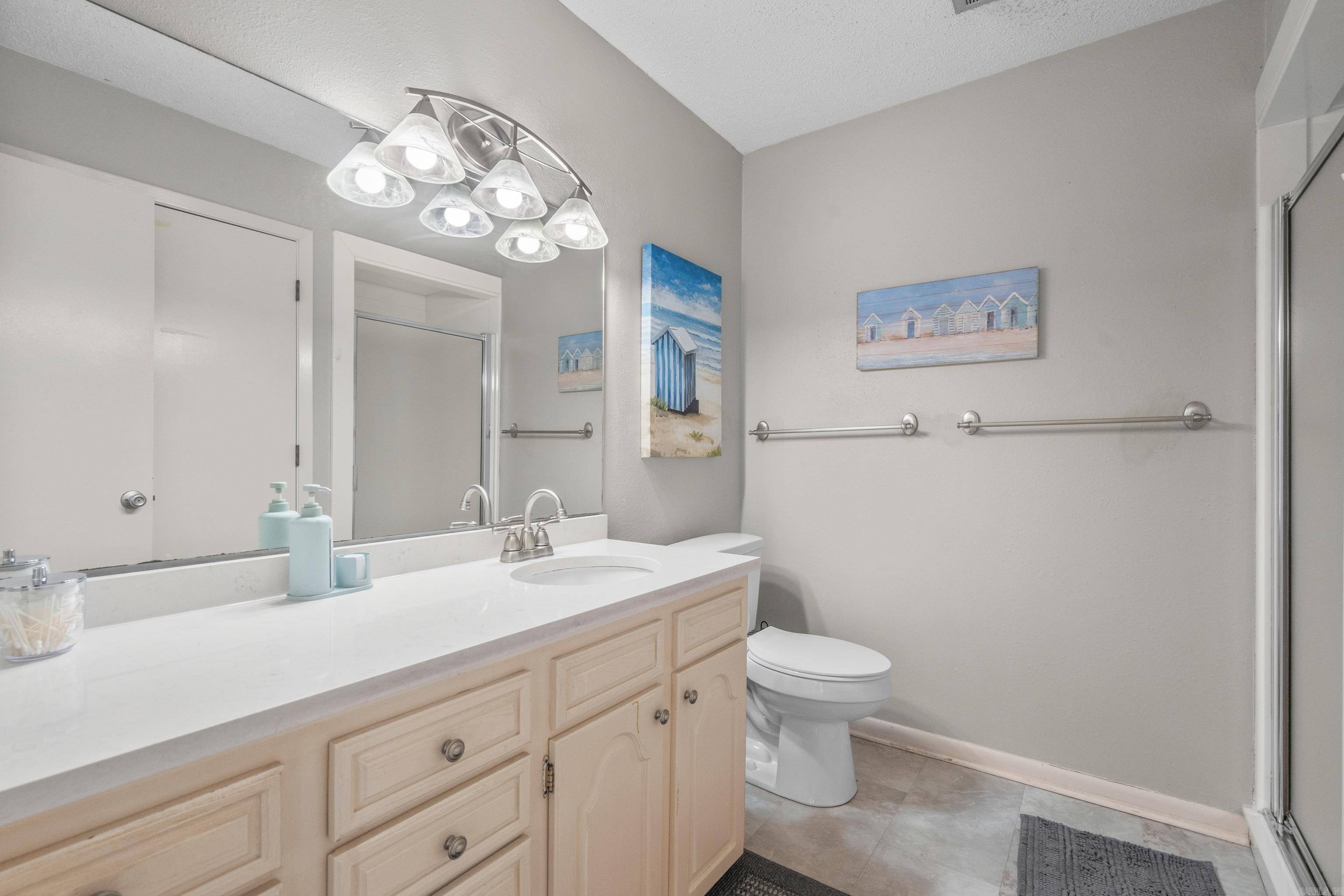 18 Troza Lane Property Photo 23