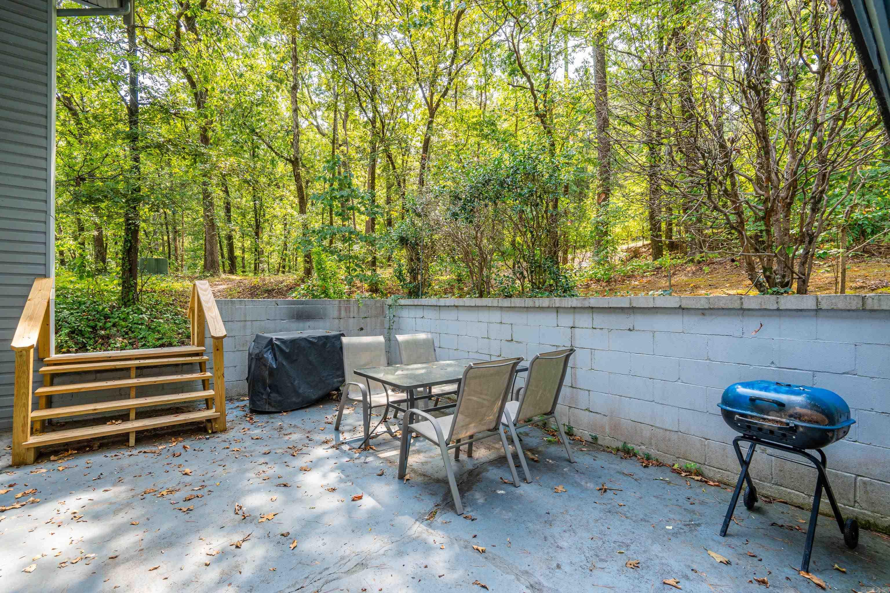 18 Troza Lane Property Photo 31