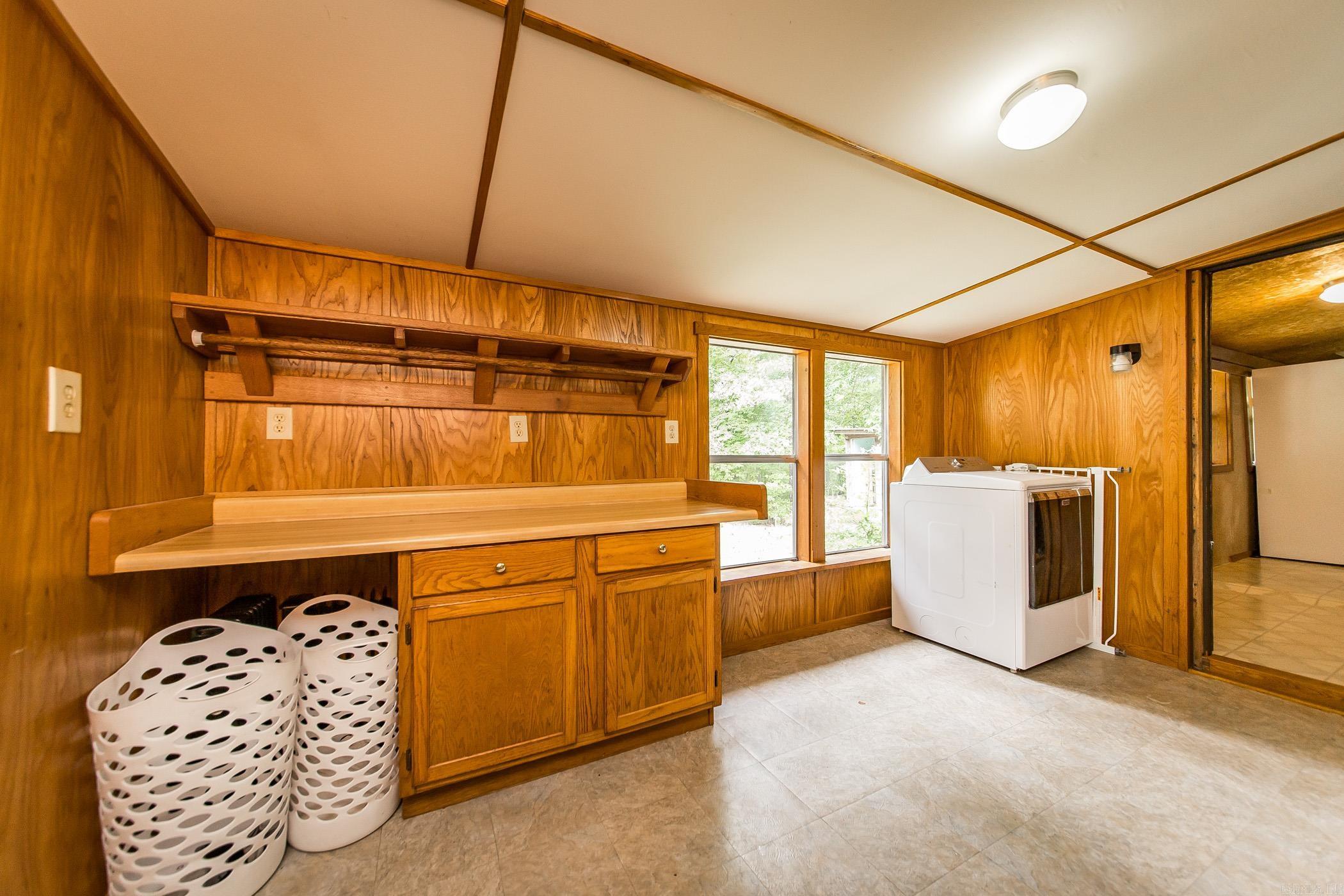 702 Ashwood Road Property Photo 34