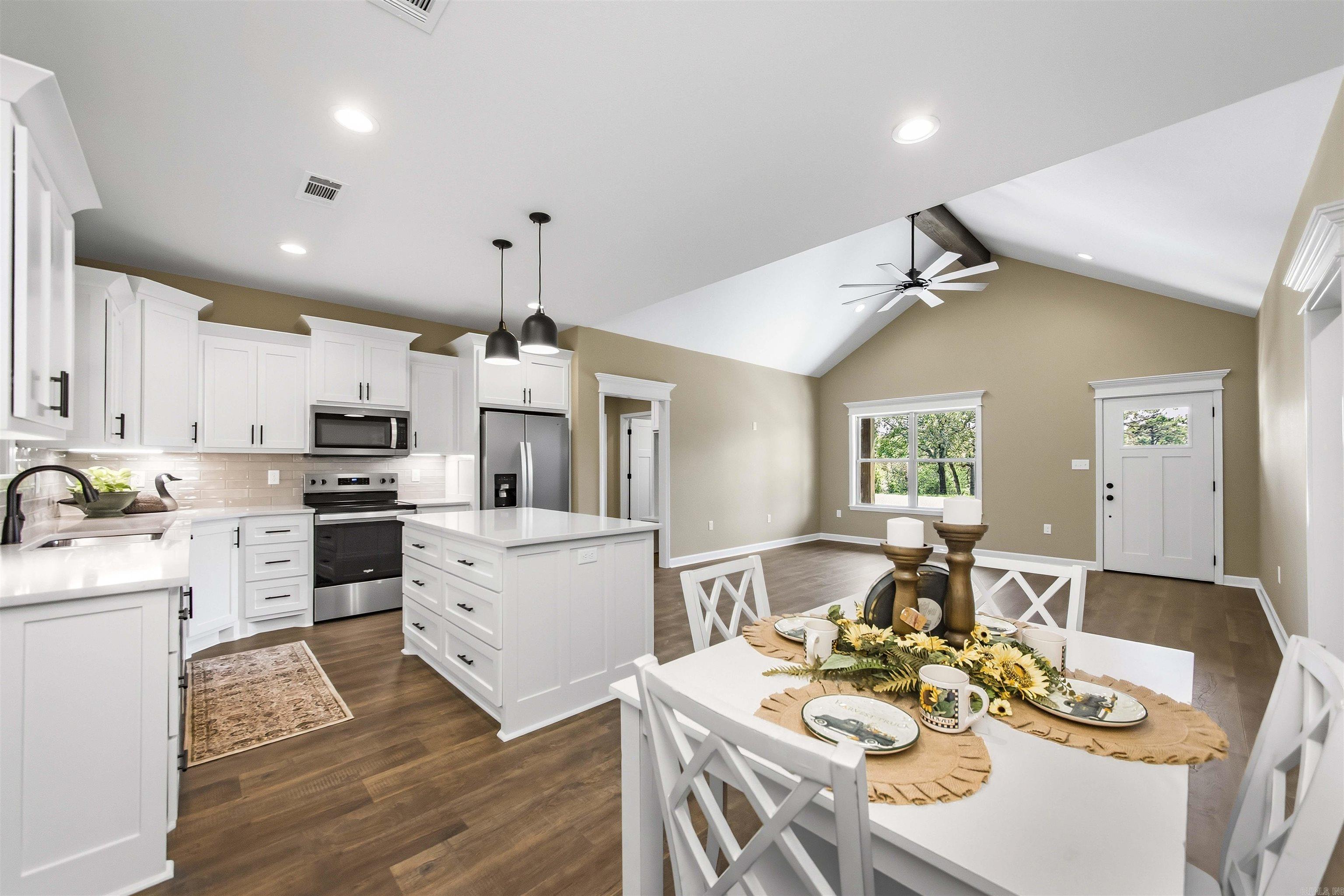 284 Shiloh Property Photo 11