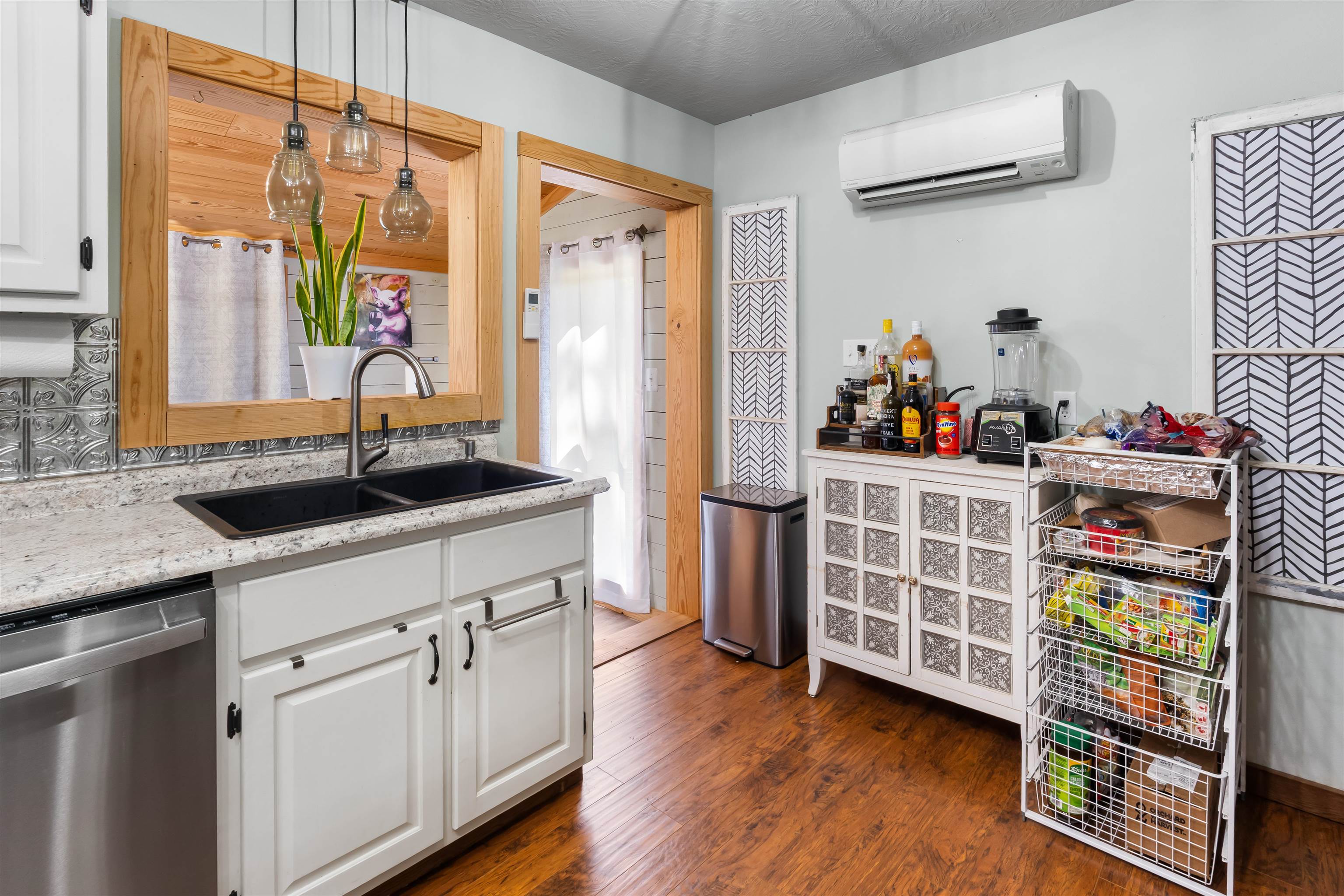 5404 Mount Olive Rd. Property Photo 9
