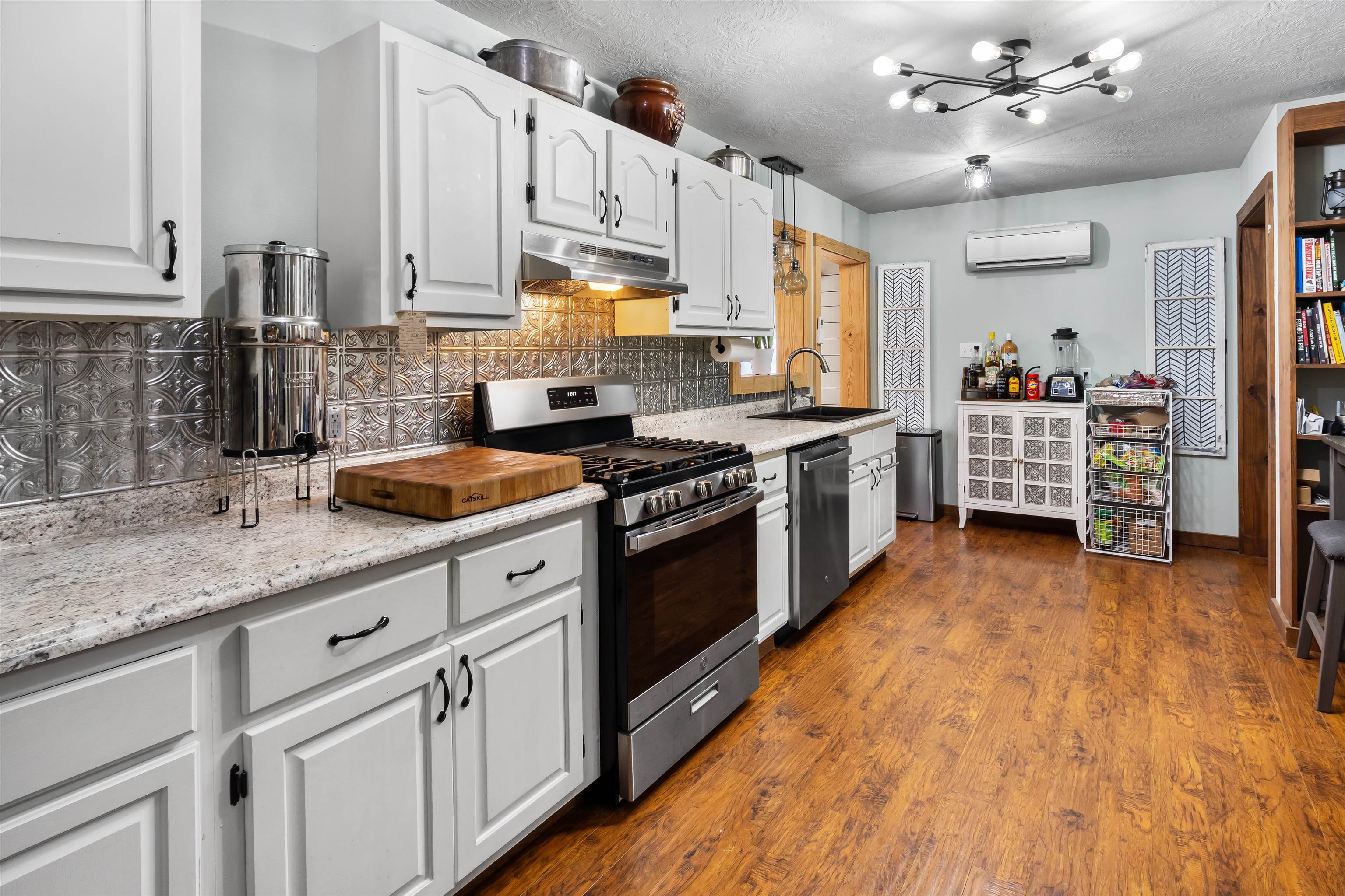 5404 Mount Olive Rd. Property Photo 10