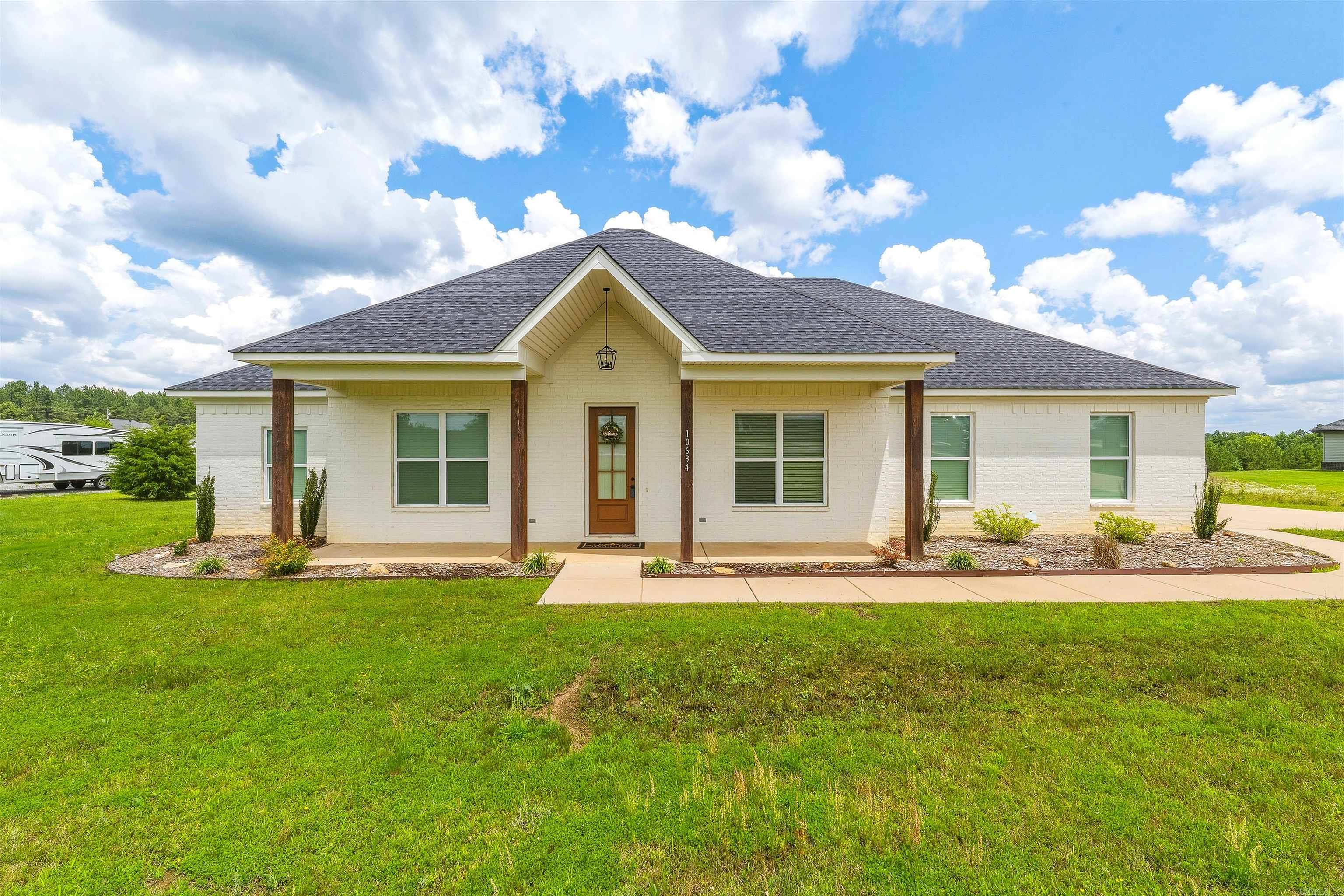 10634 Gunter Loop Property Photo 1