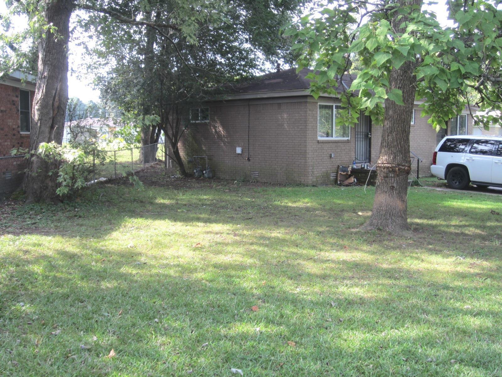 208-210 Smart Street Property Photo 2