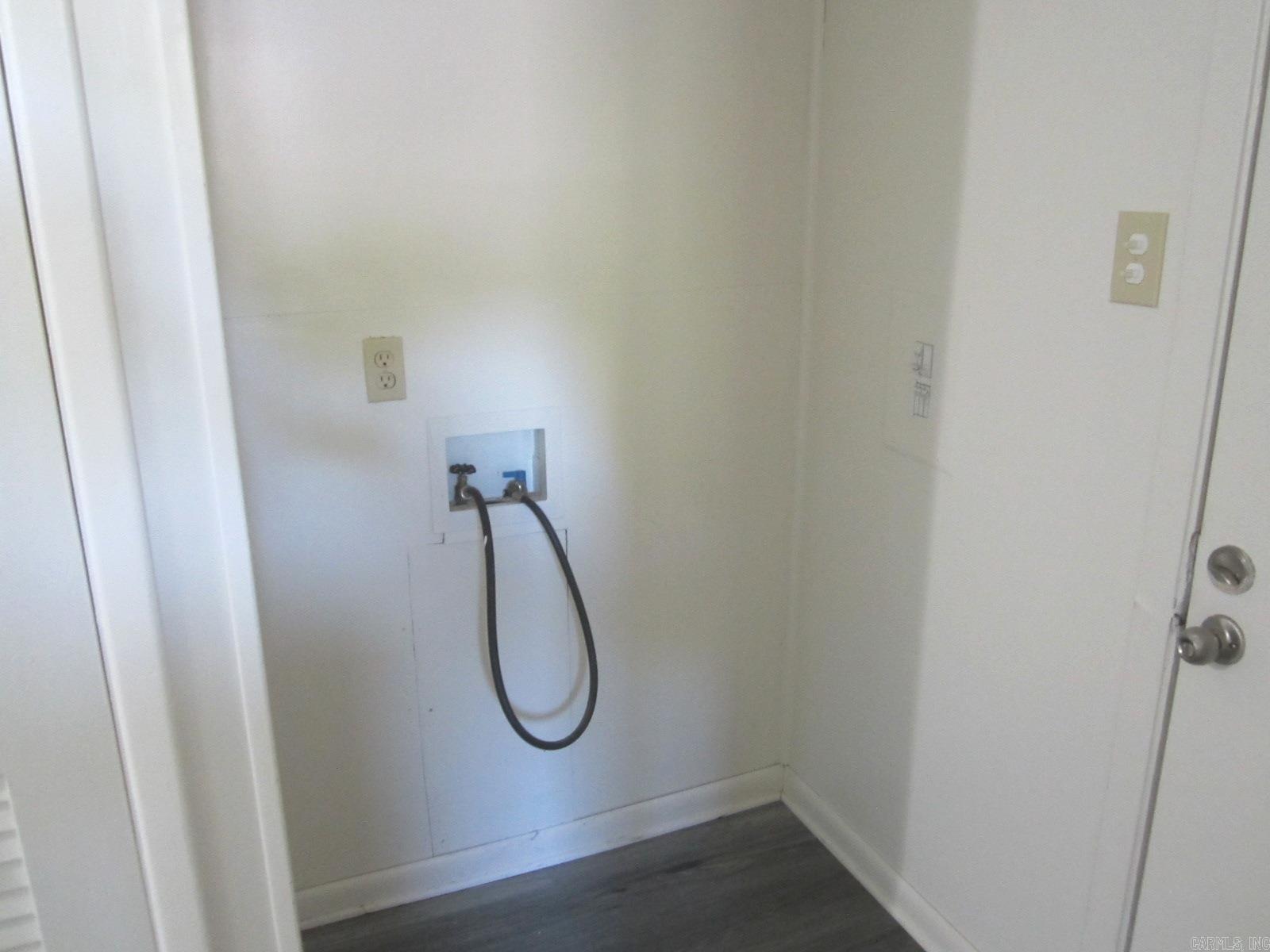 208-210 Smart Street Property Photo 10