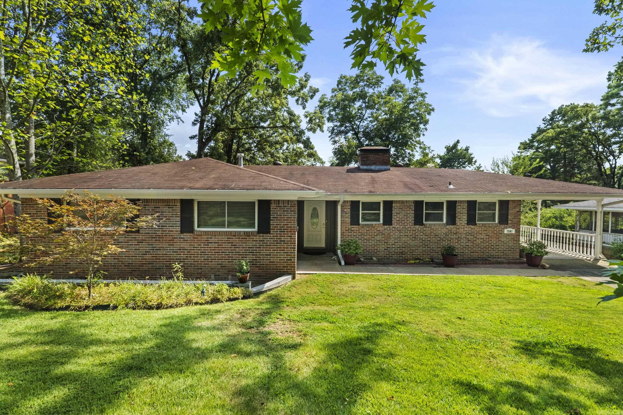 7501 Gable Drive Property Photo 1