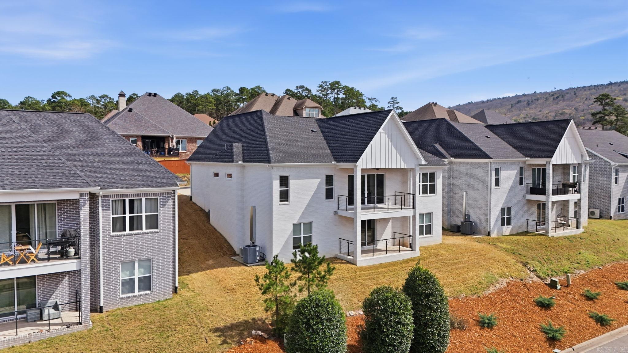 83 Tournay Circle Property Photo 44