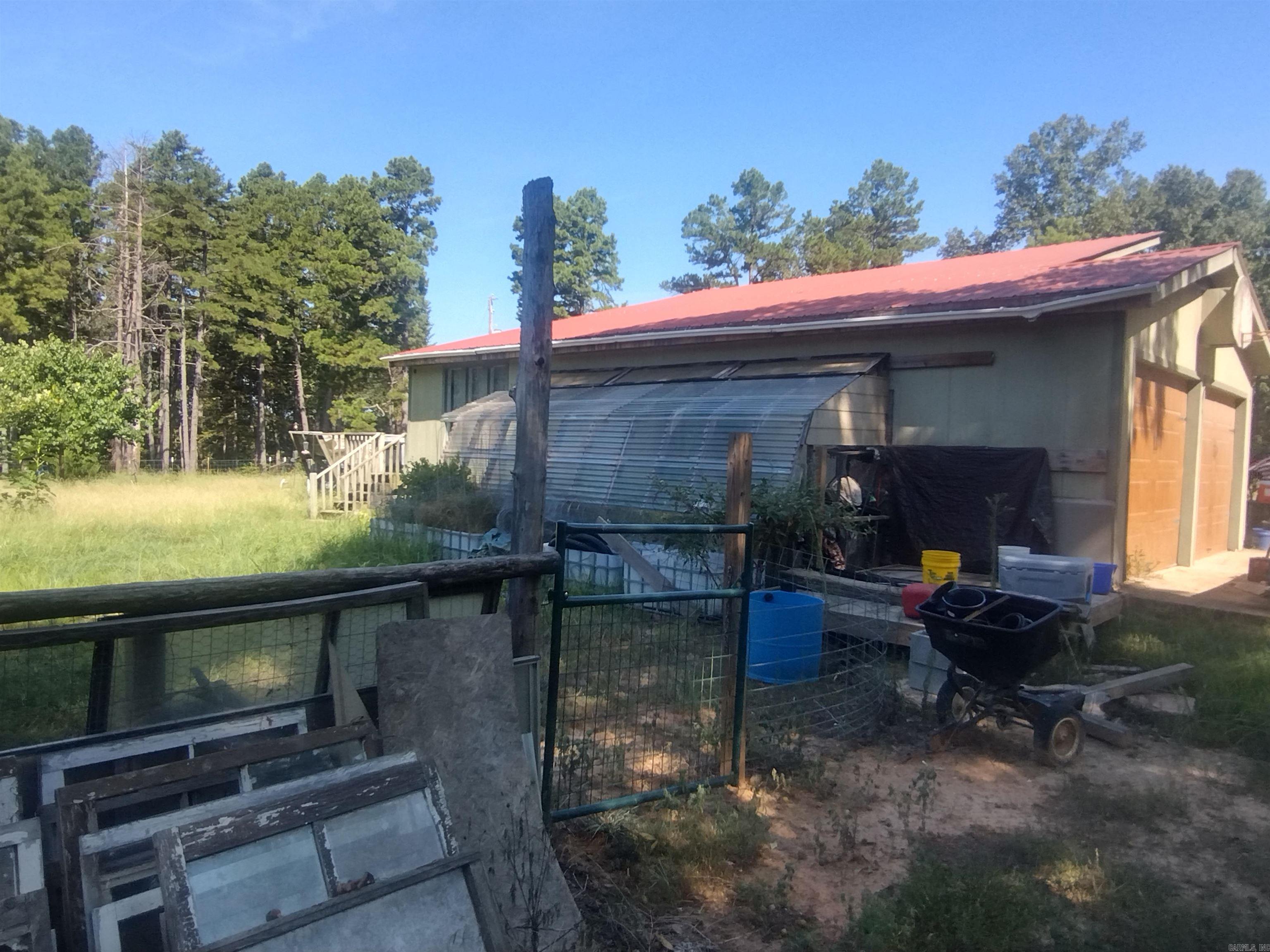 767 Lane Rd Property Photo 4