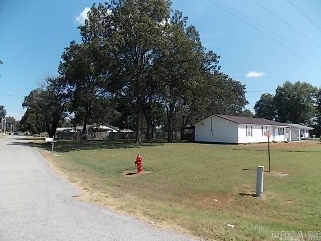 401 S 3rd St, (hwy 164) Street Property Photo 2