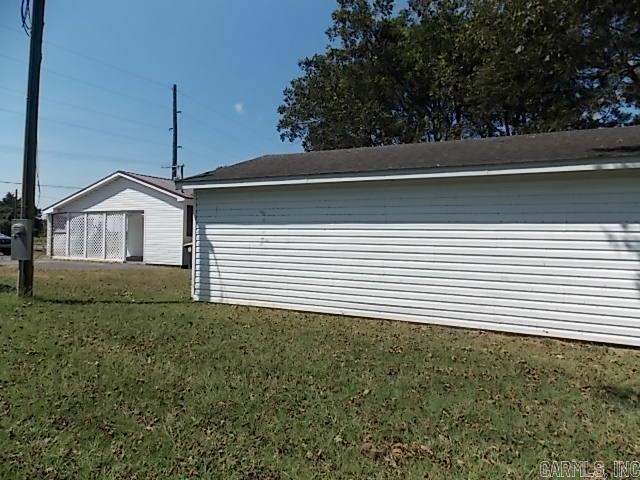 401 S 3rd St, (hwy 164) Street Property Photo 4