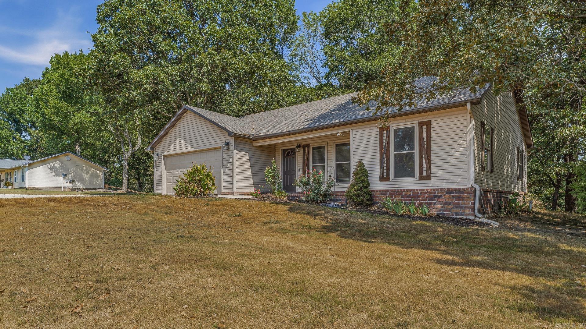 127 County Road 335 Property Photo 2
