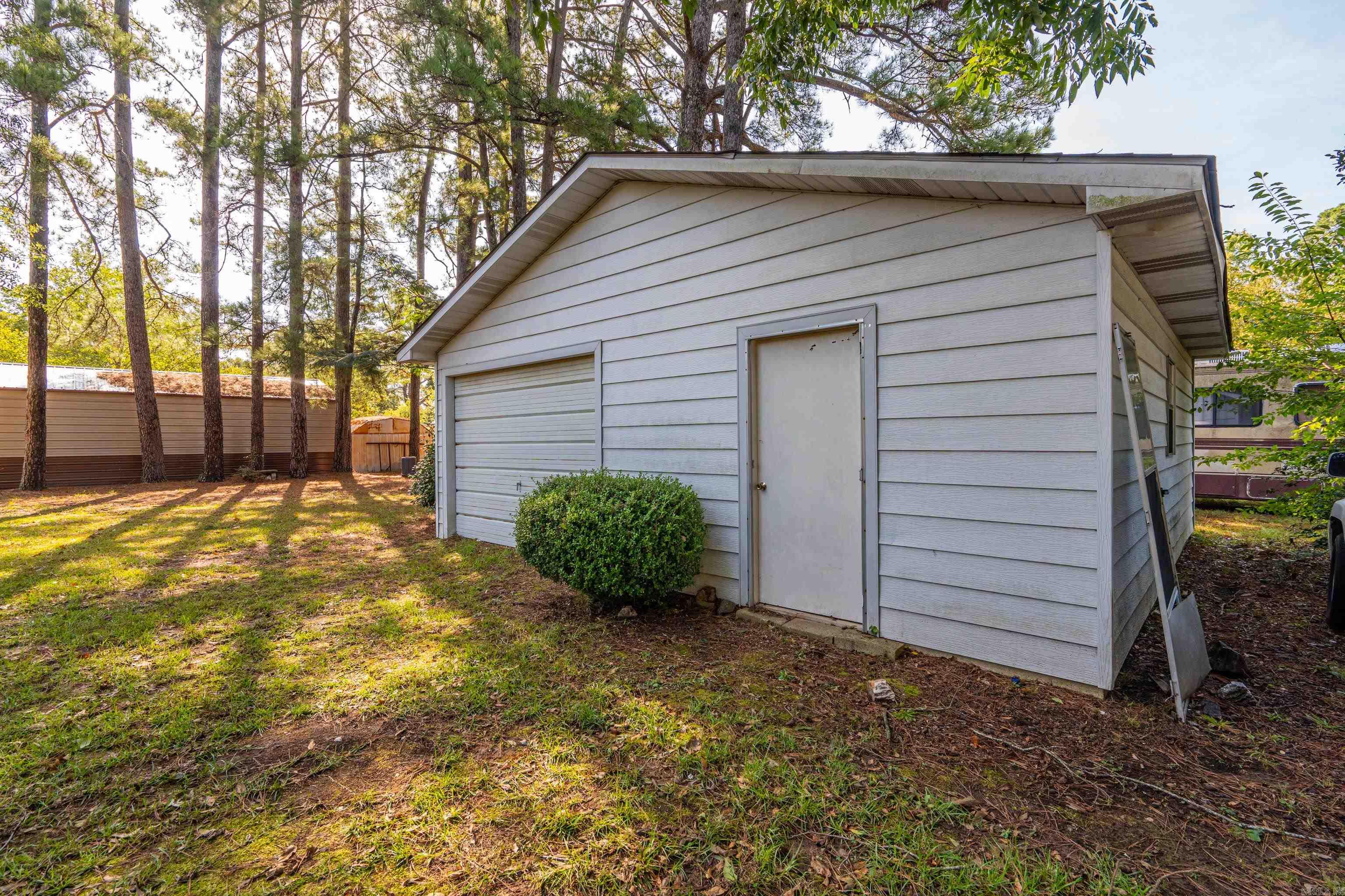 243 Windcrest Drive Property Photo 2