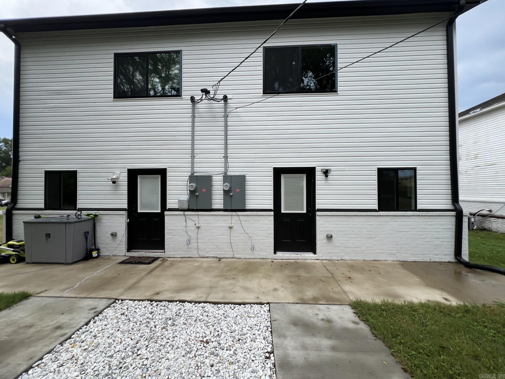 1024 Welch Street Property Photo 7