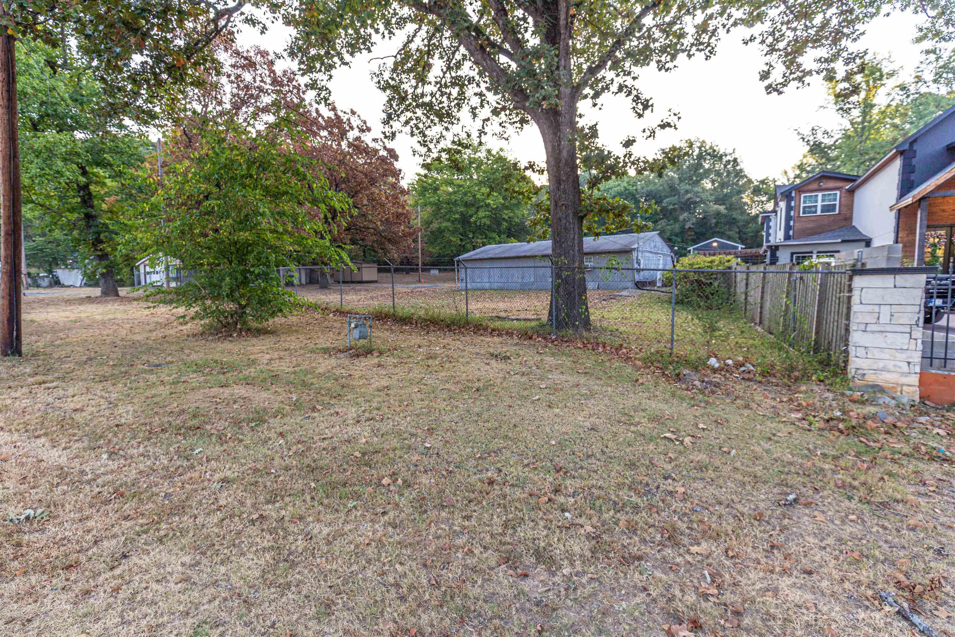 8519 & 8601 Arch Street Pike Property Photo 14