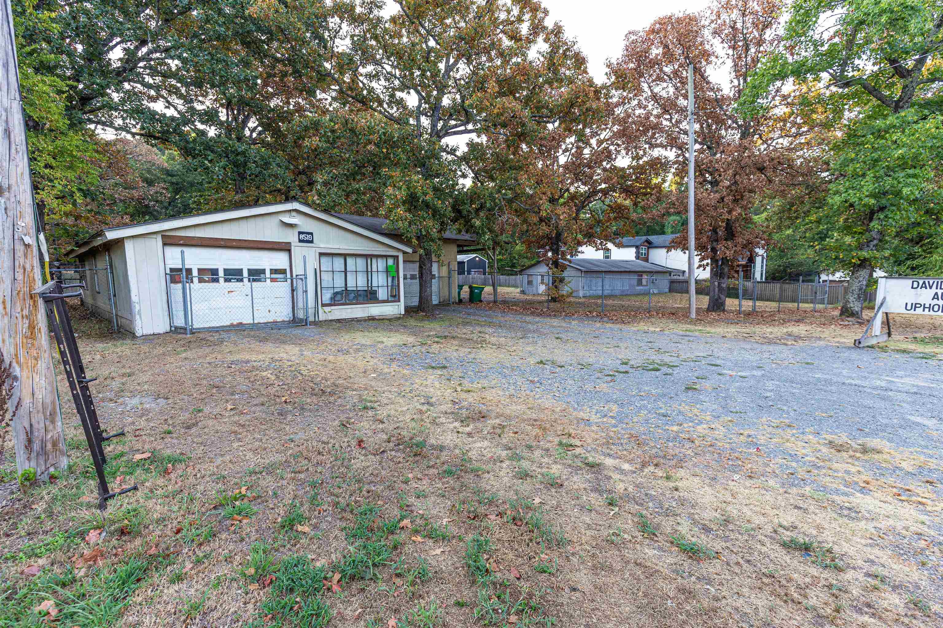 8519 & 8601 Arch Street Pike Property Photo 16