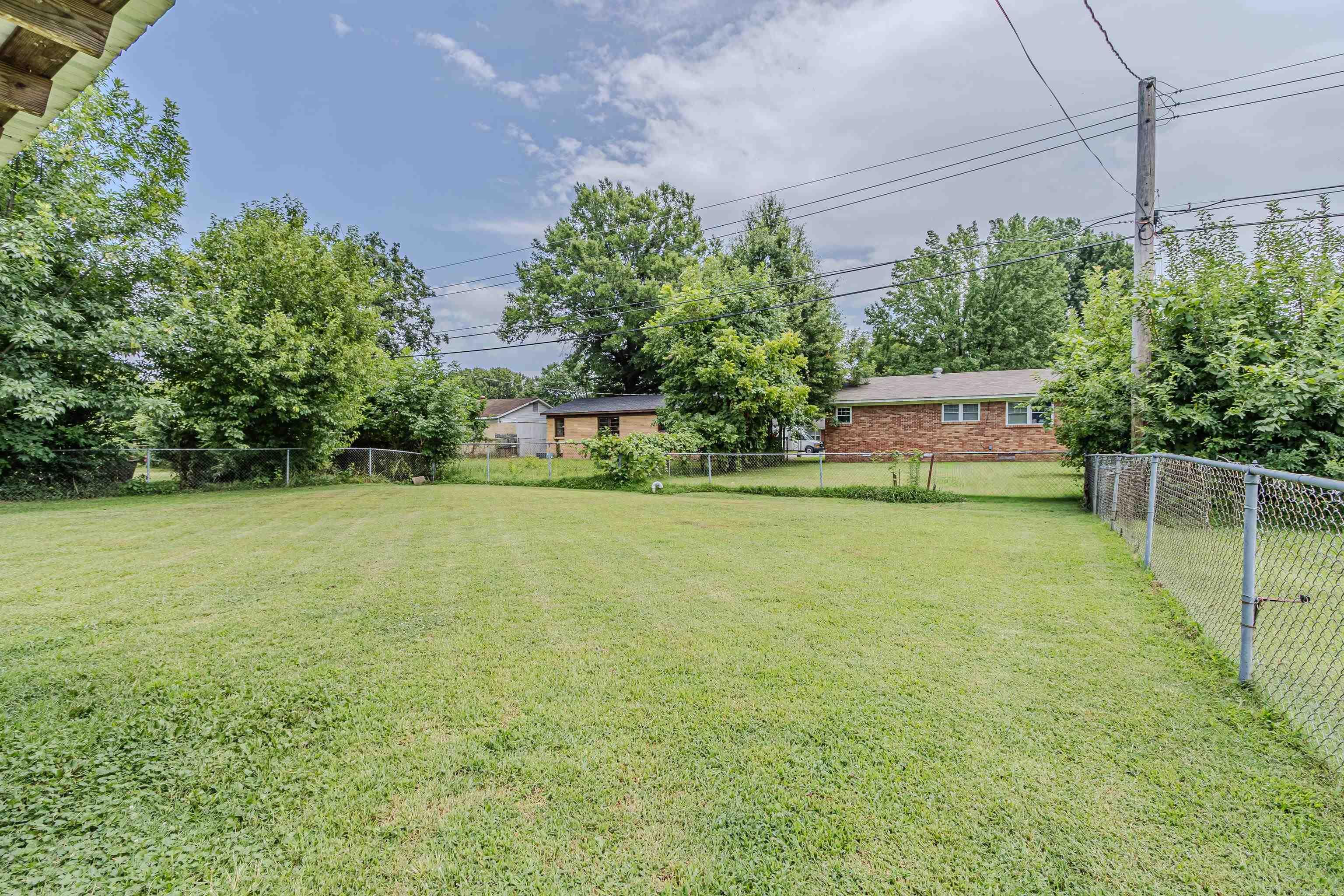 511 N 9 1/2 St Property Photo 16