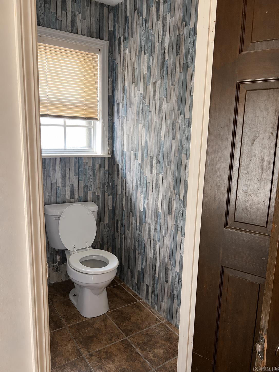 125 Leewood Drive Property Photo 8