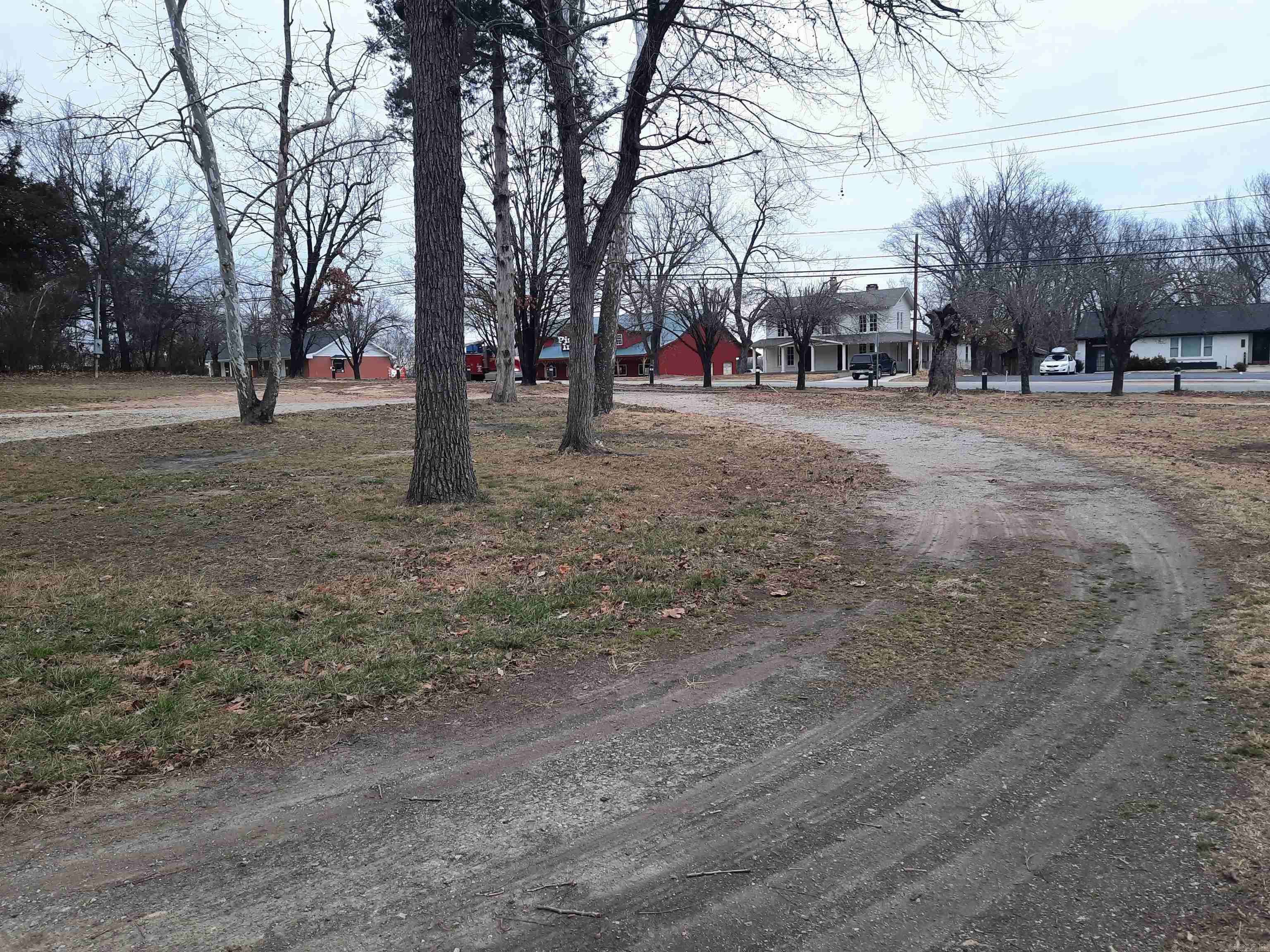 305 Service Street Property Photo 6