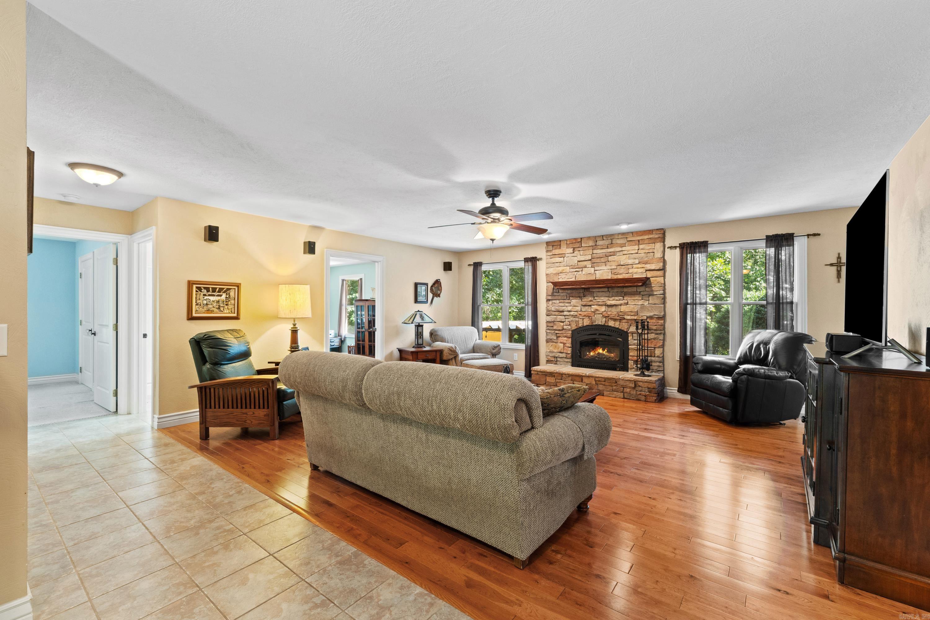 261 Windancer Circle Property Photo 4