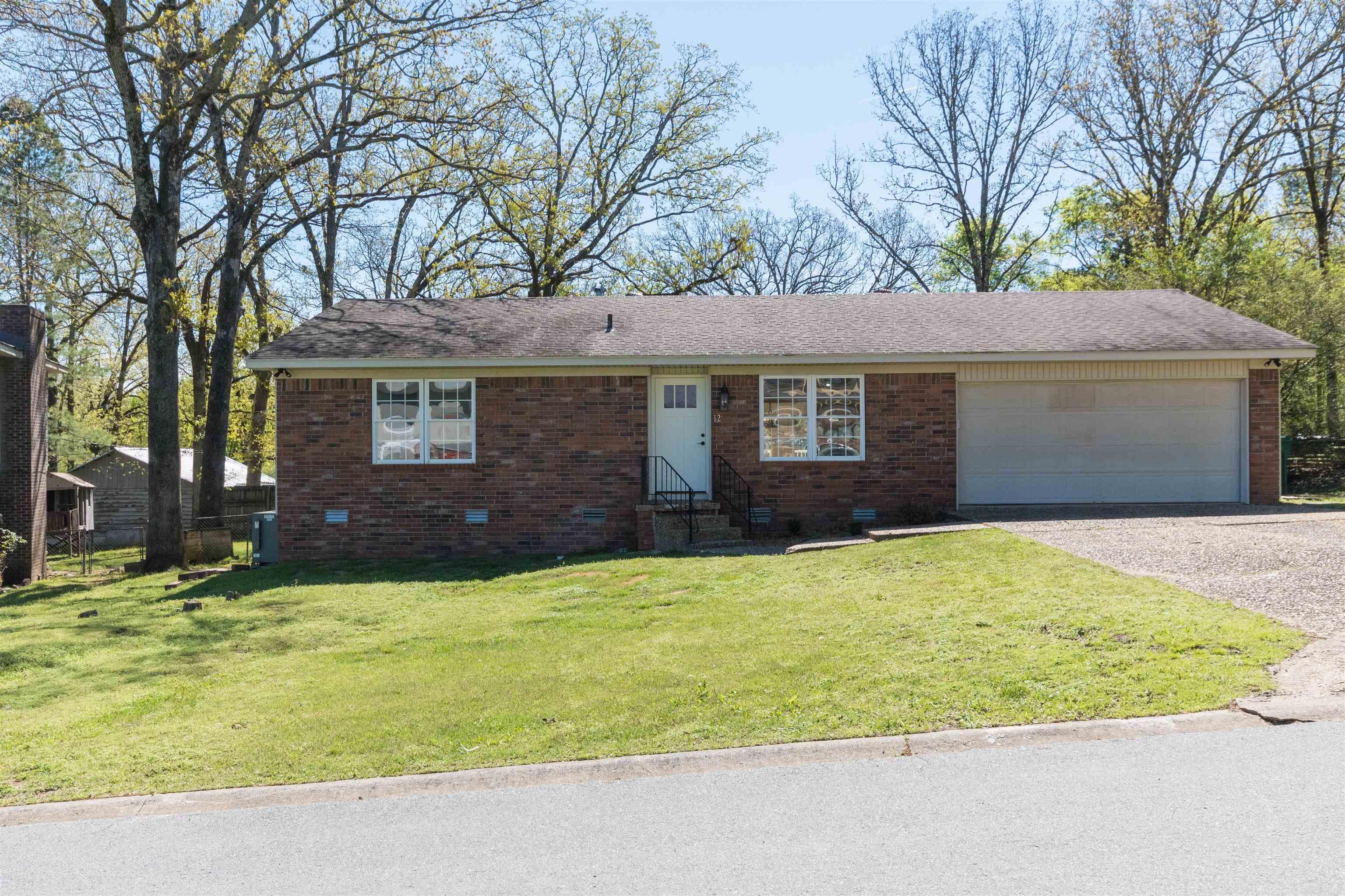 12 Lance Drive Property Photo 1