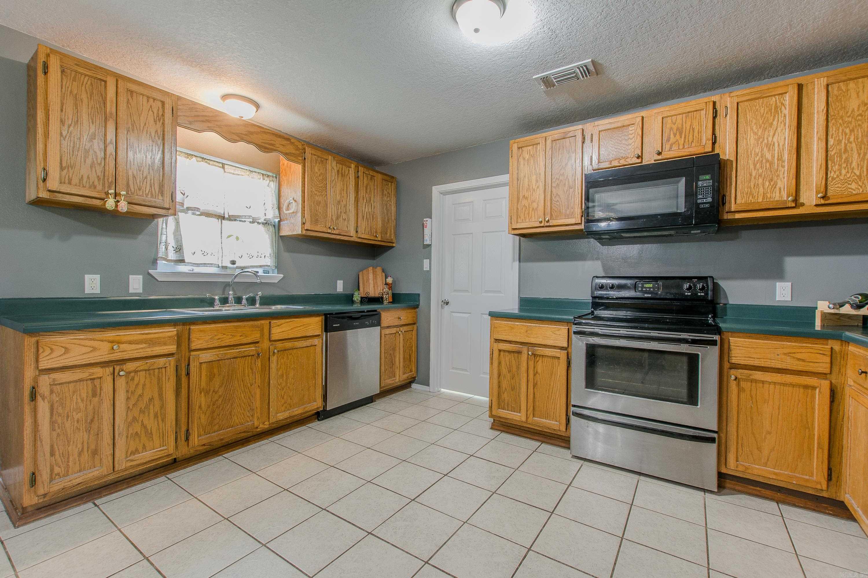 17 S Highway 369 Property Photo 13