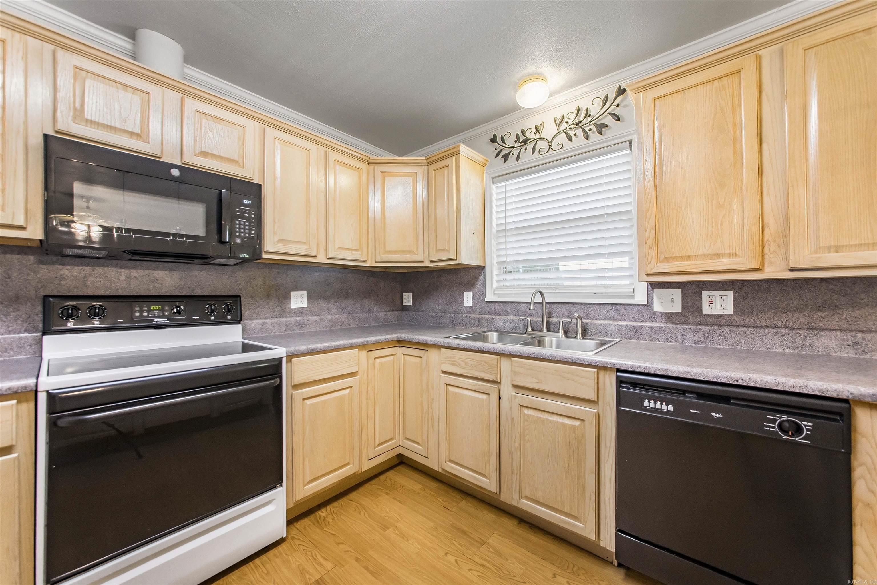 1600 Florida Avenue Property Photo 14