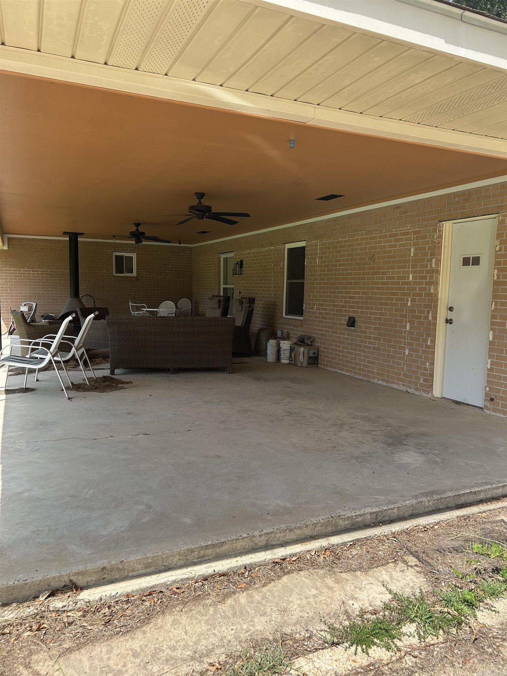 104 Falls Street Property Photo 11