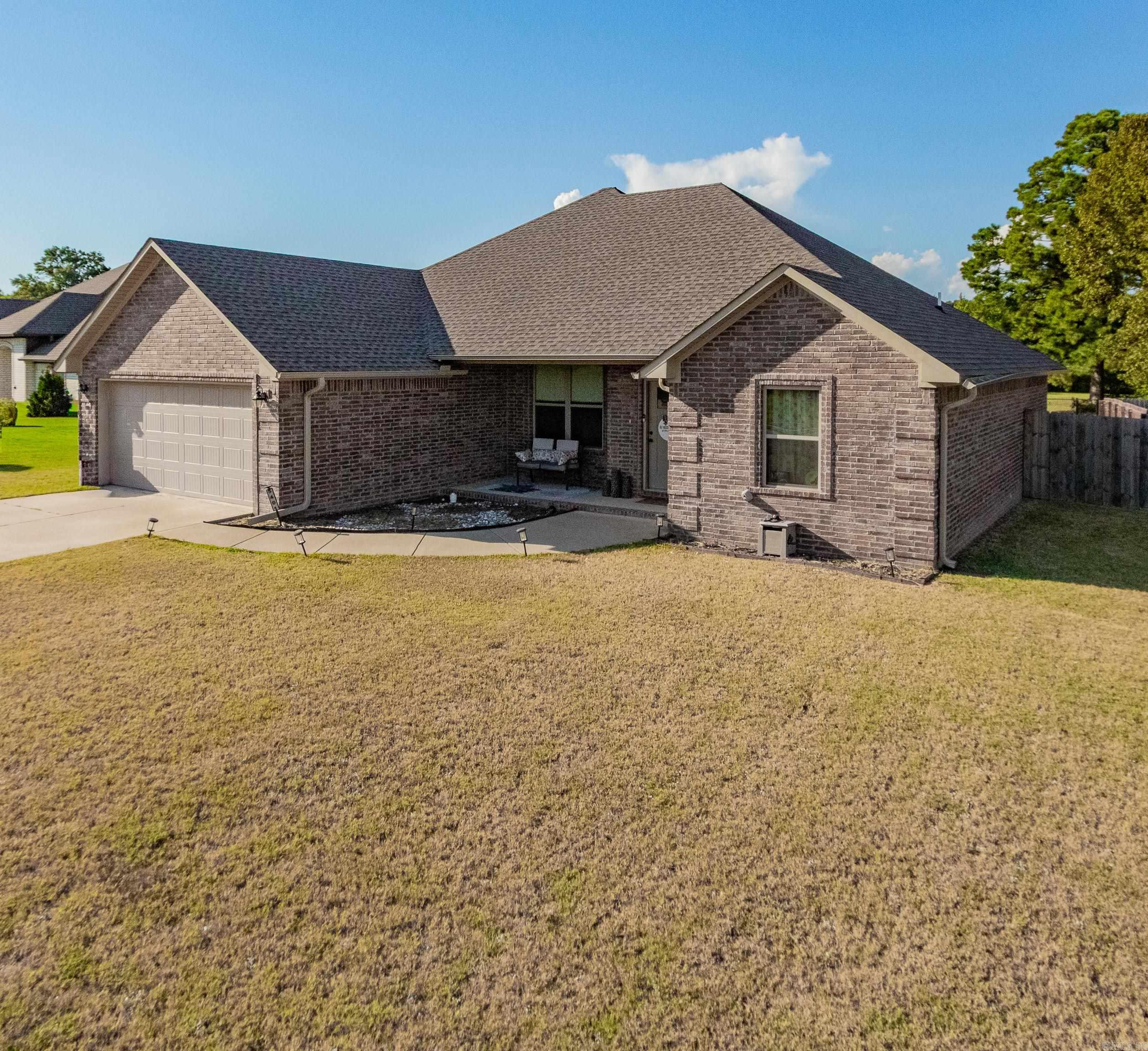 5401 Rope Trail Property Photo 5