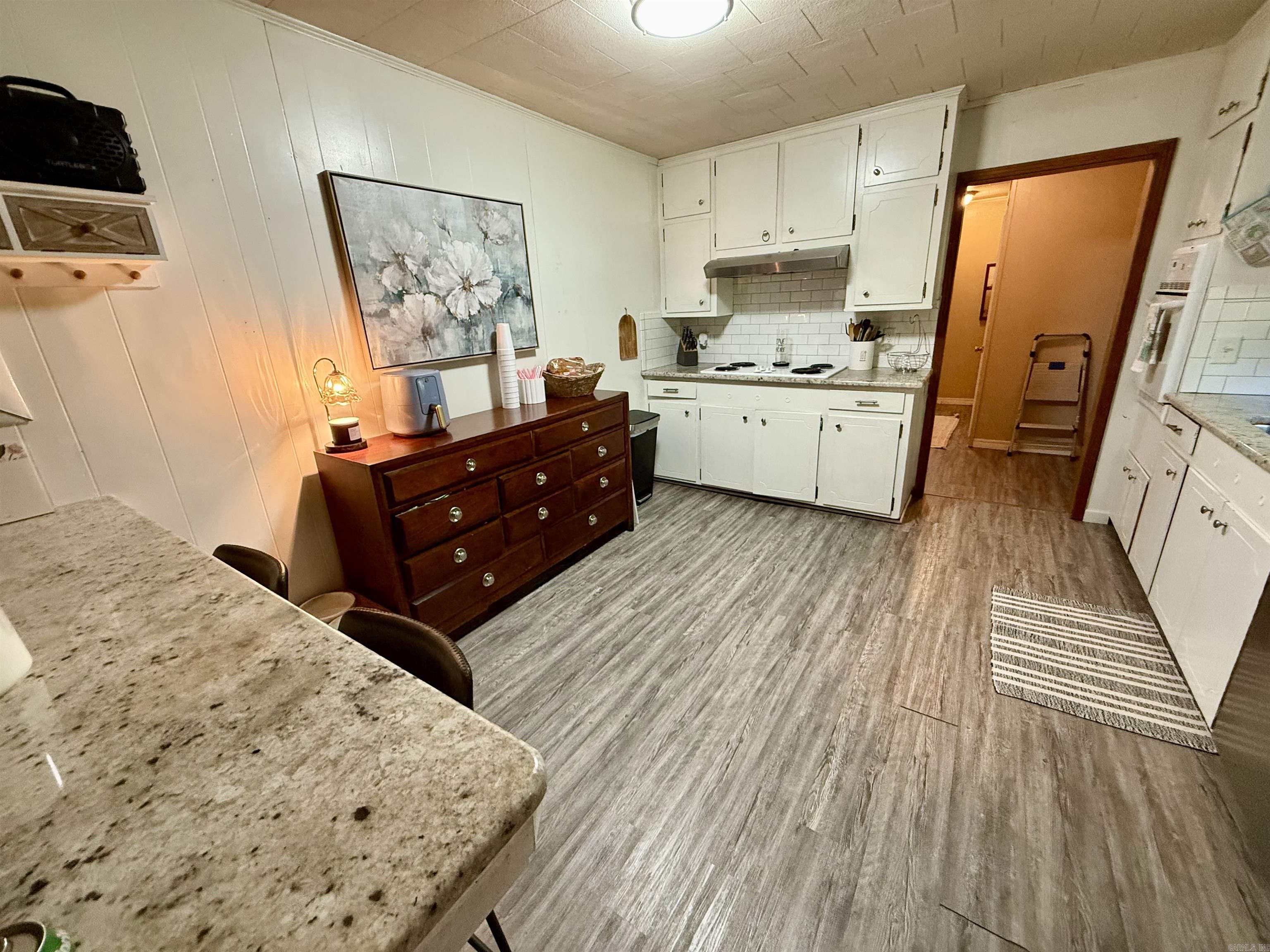 141 Bensberg Road Property Photo 6