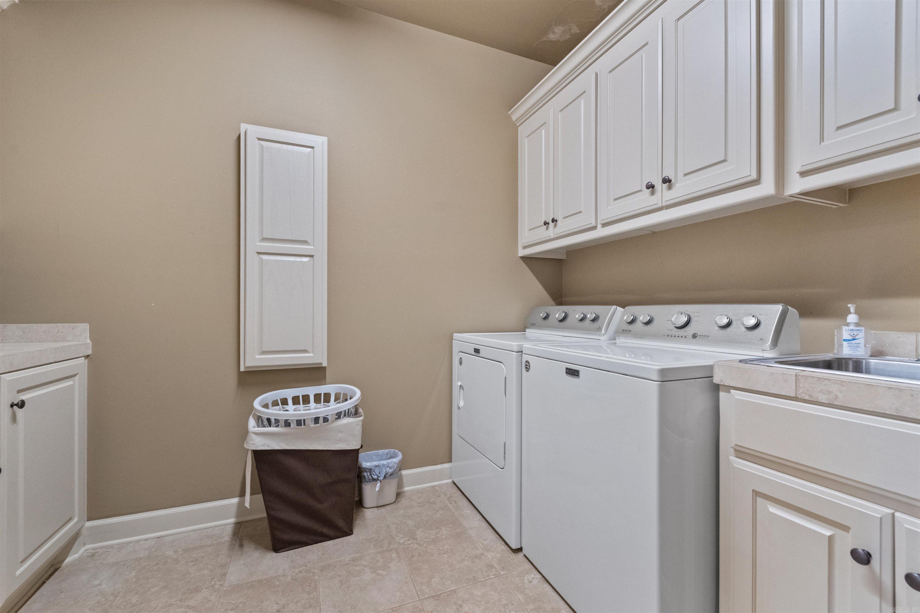 14 Epernay Cir Property Photo 3