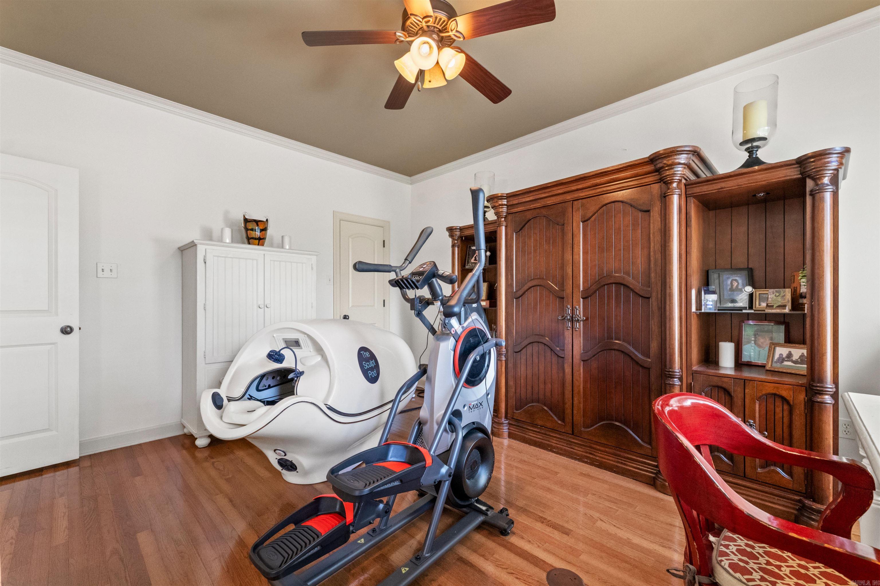14 Epernay Cir Property Photo 11