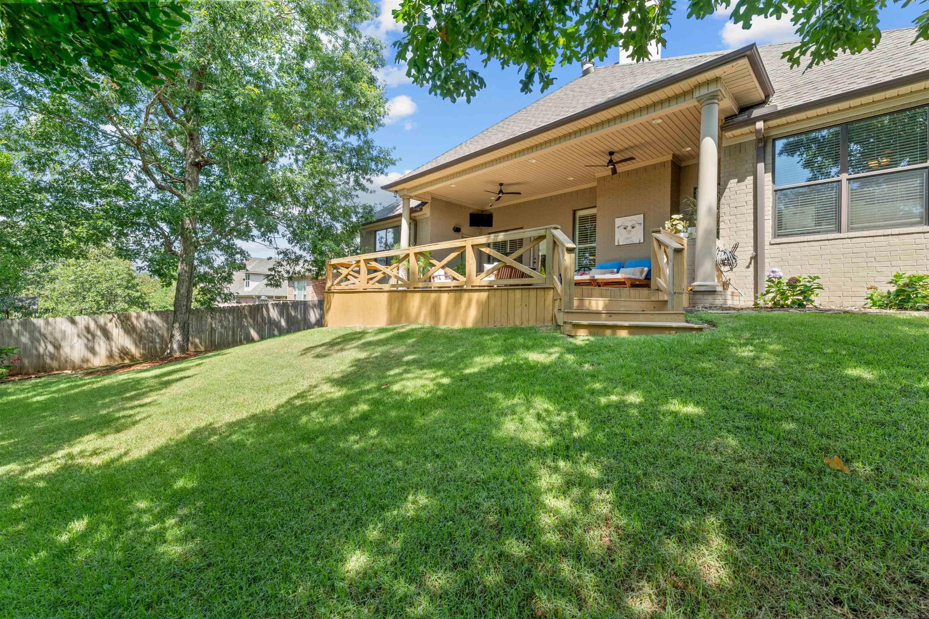 14 Epernay Cir Property Photo 16