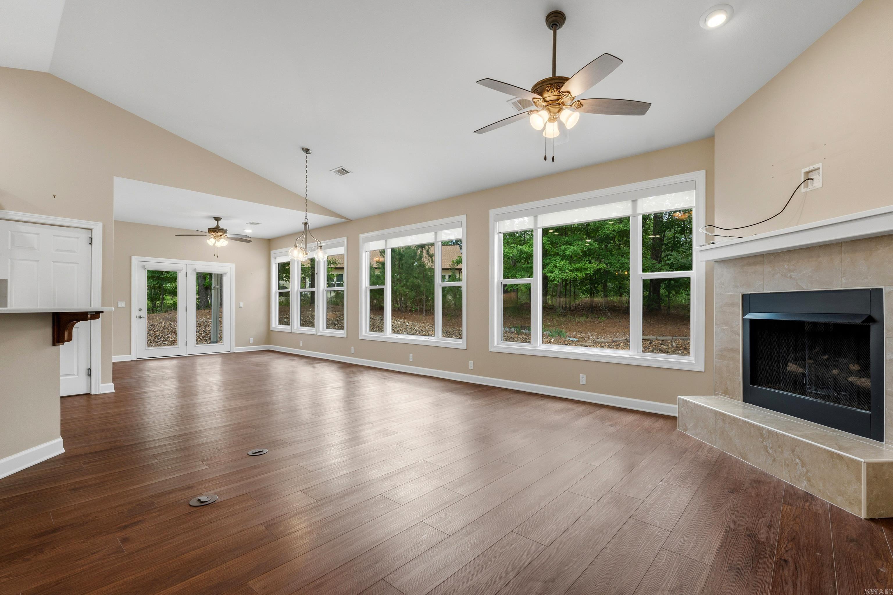 30 Jardin Way Property Photo 8