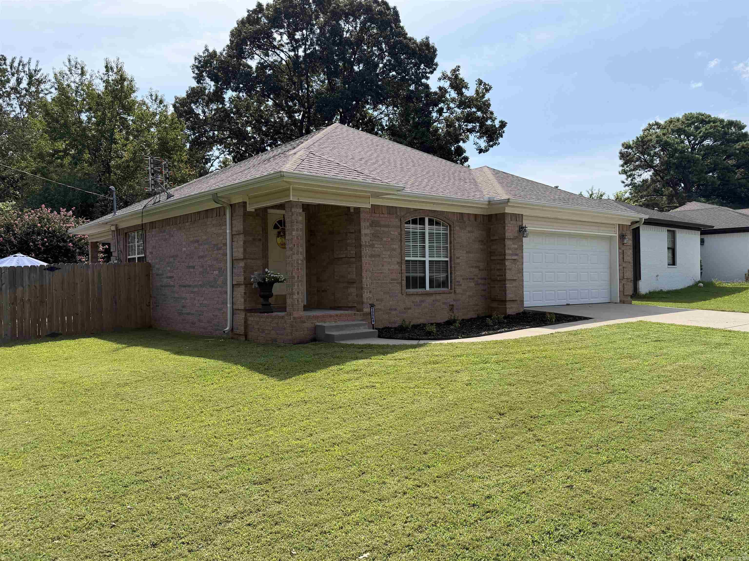 10048 Farris Ave Property Photo 2