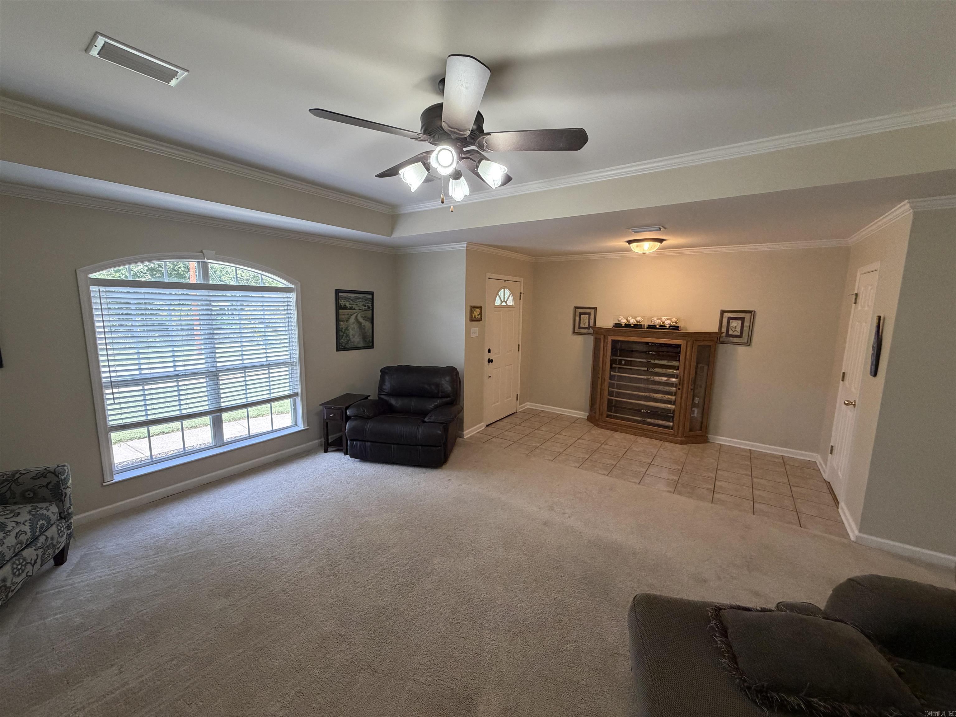 10048 Farris Ave Property Photo 5