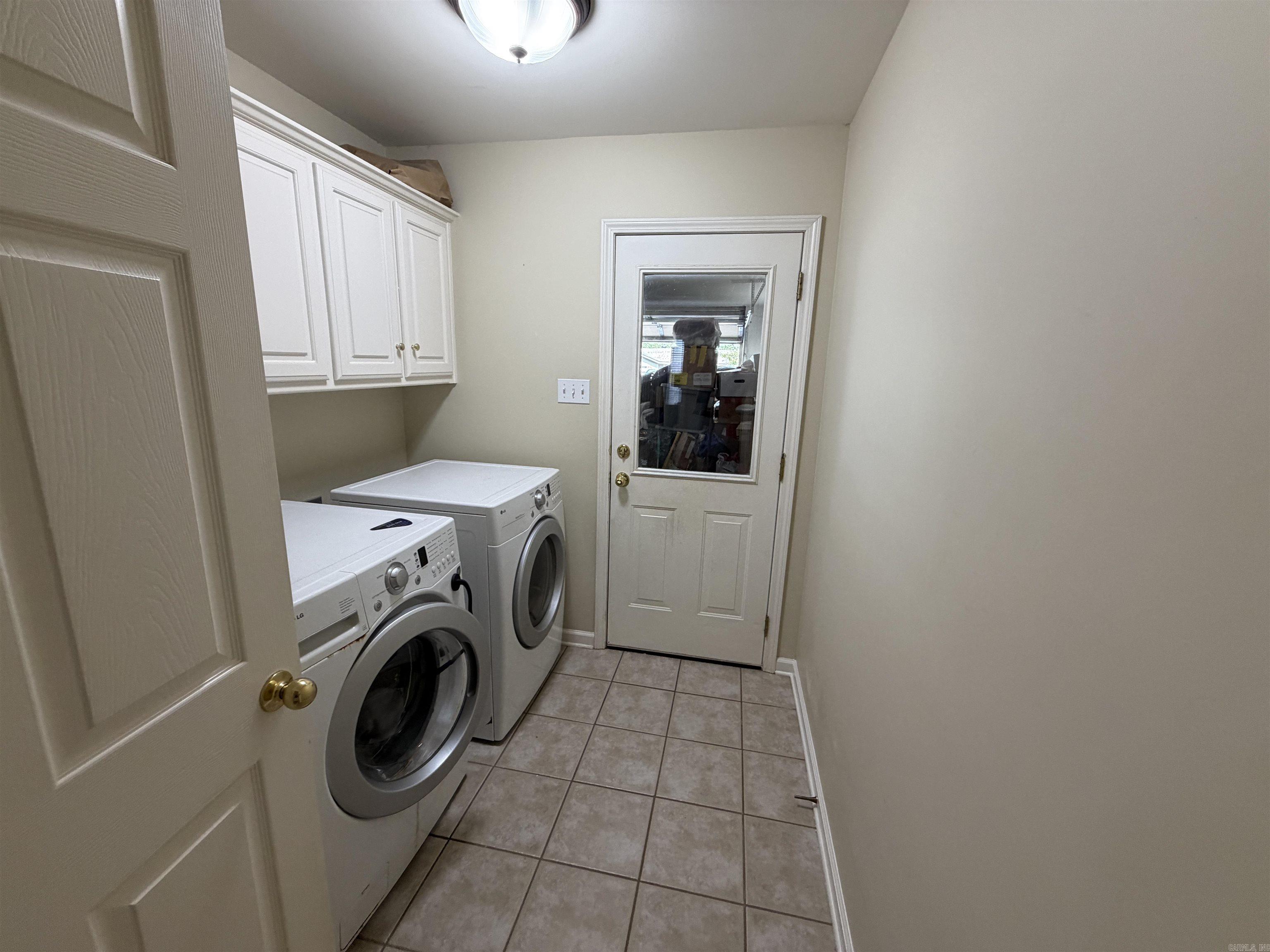 10048 Farris Ave Property Photo 22