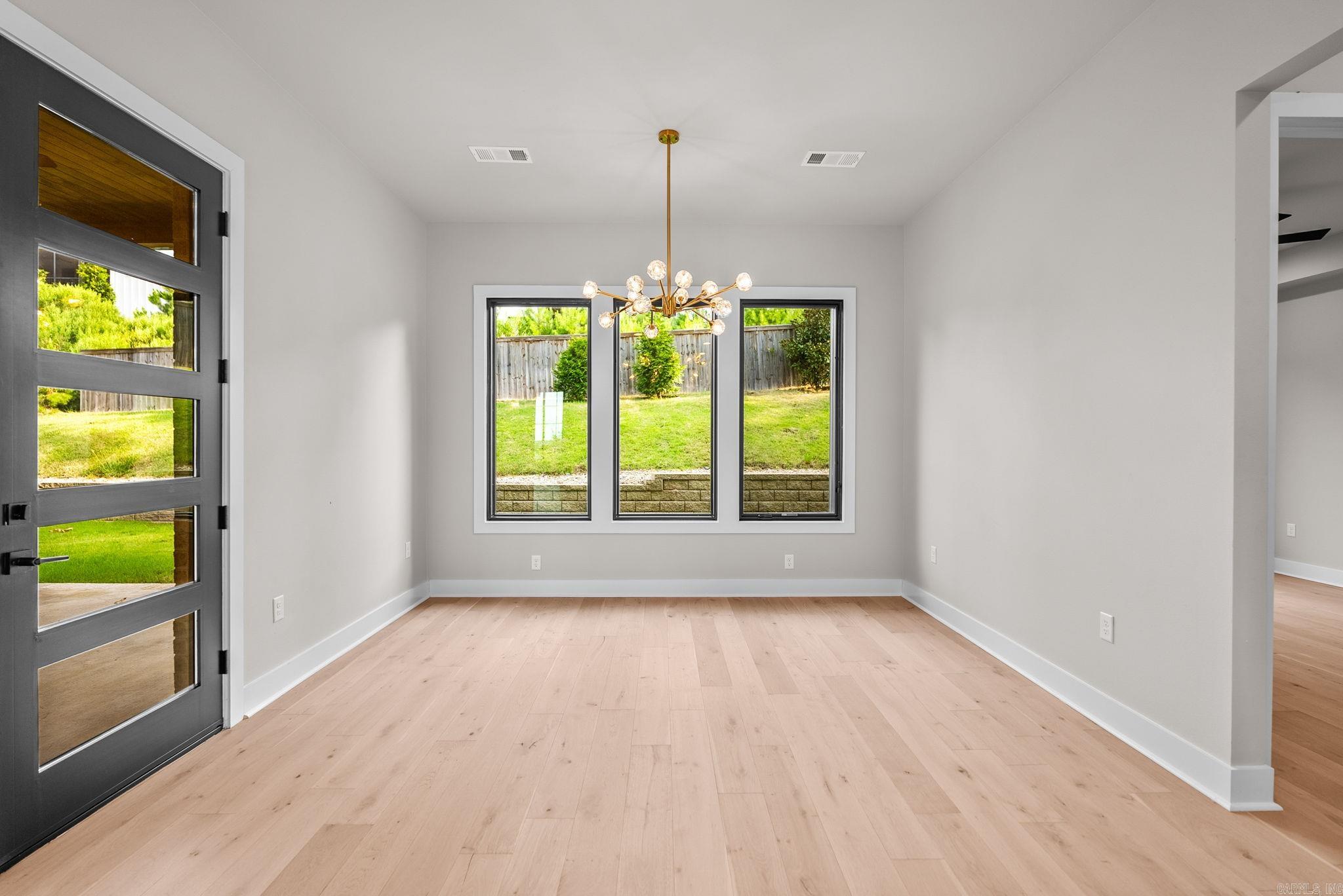 6 Haywood Ct Property Photo 10