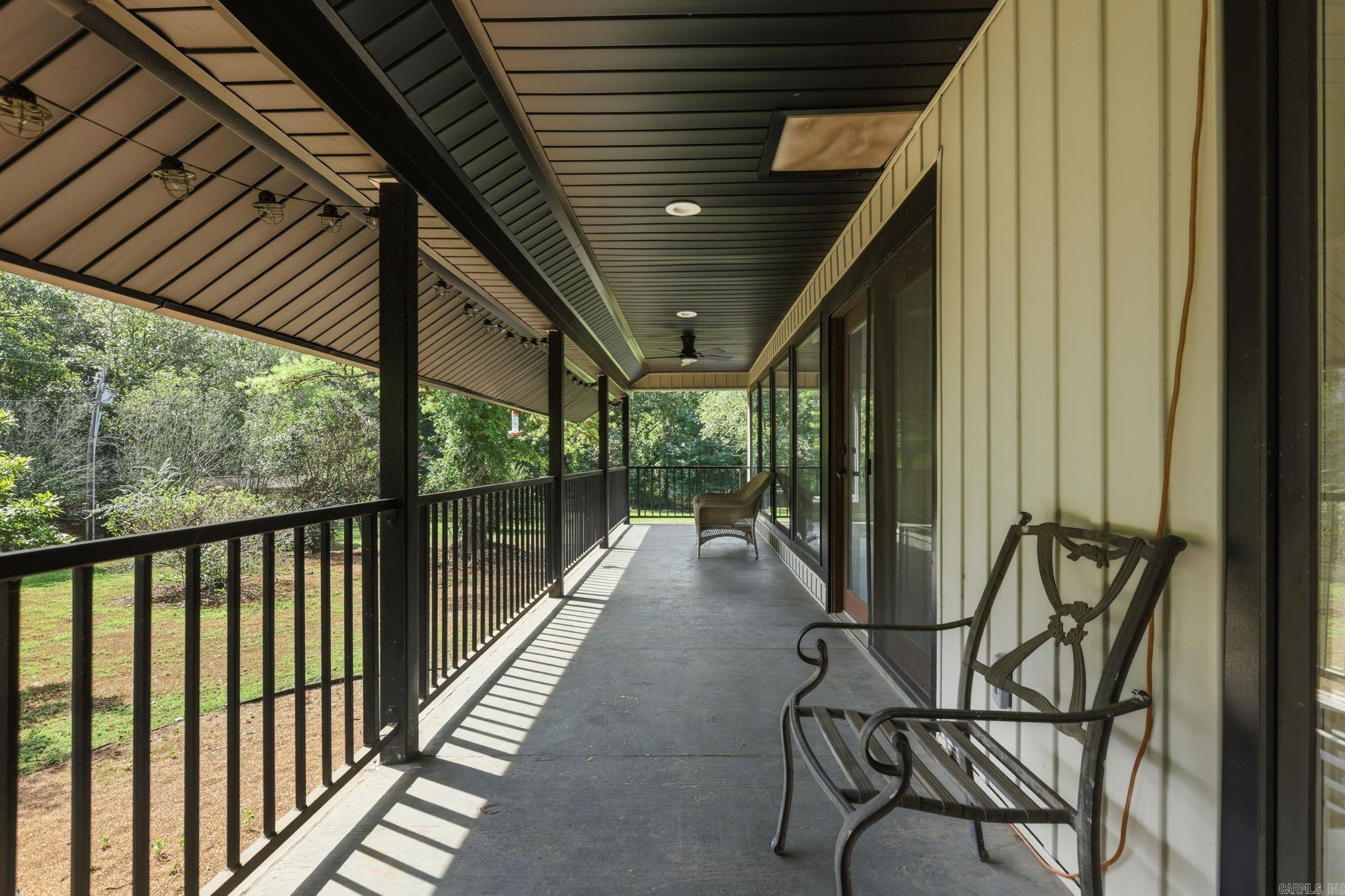 18 Robinwood Drive Property Photo 3