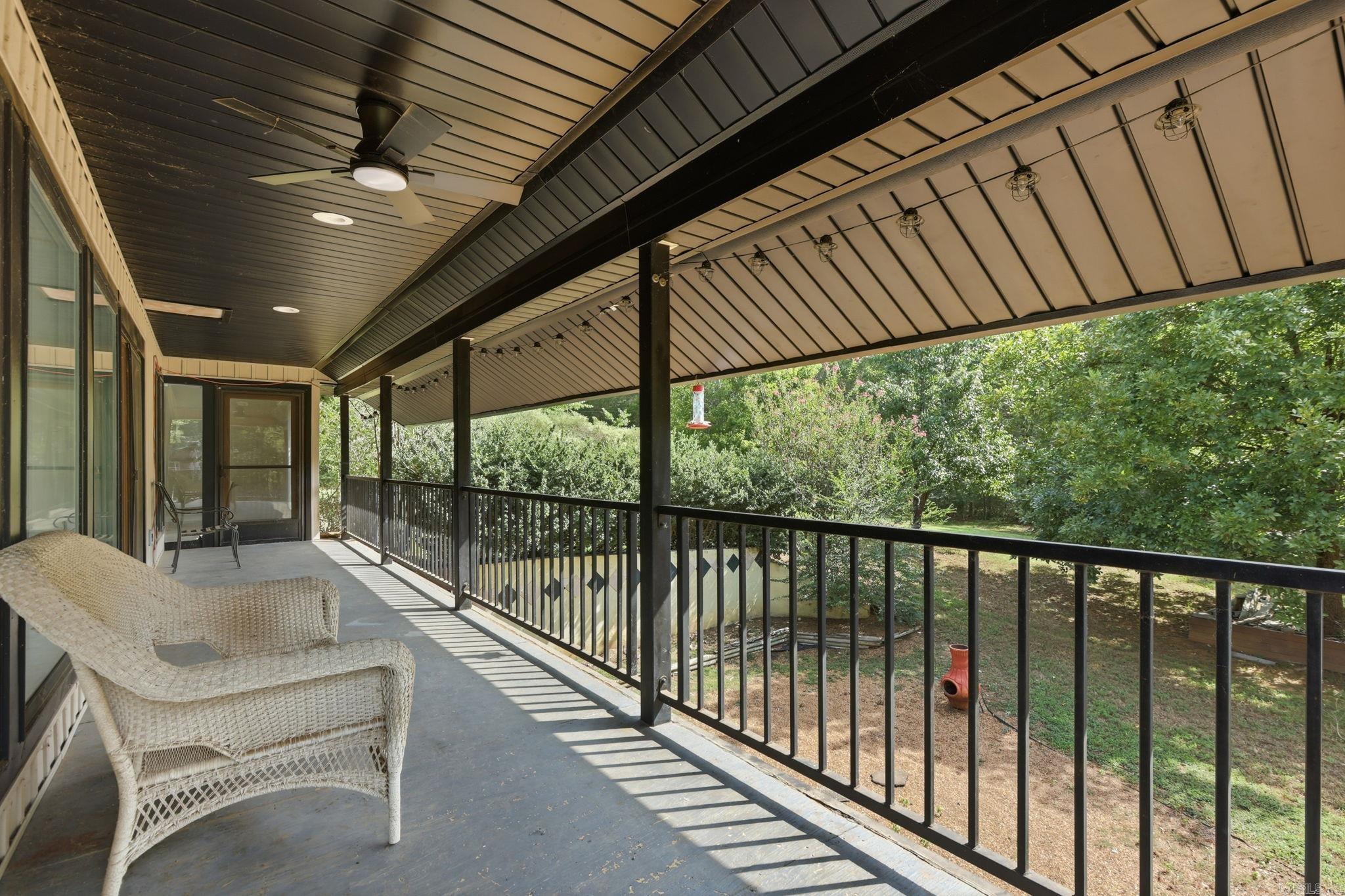 18 Robinwood Drive Property Photo 16